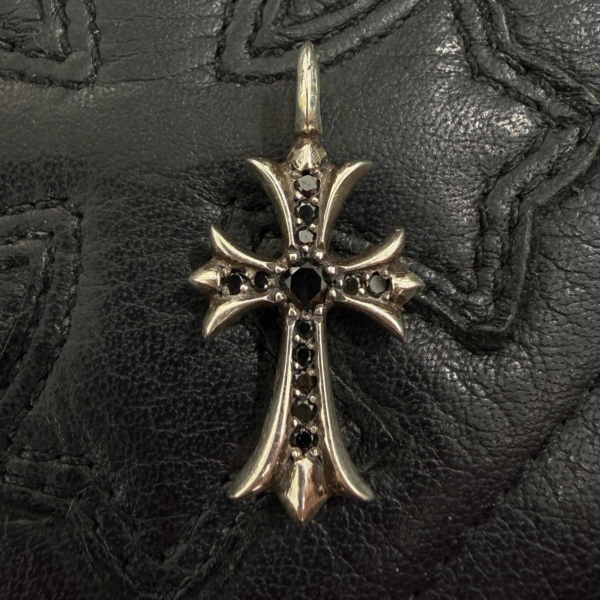 CHROME HEARTS Tiny Fat Cross Pave Black Diamond Pendant Top クロム