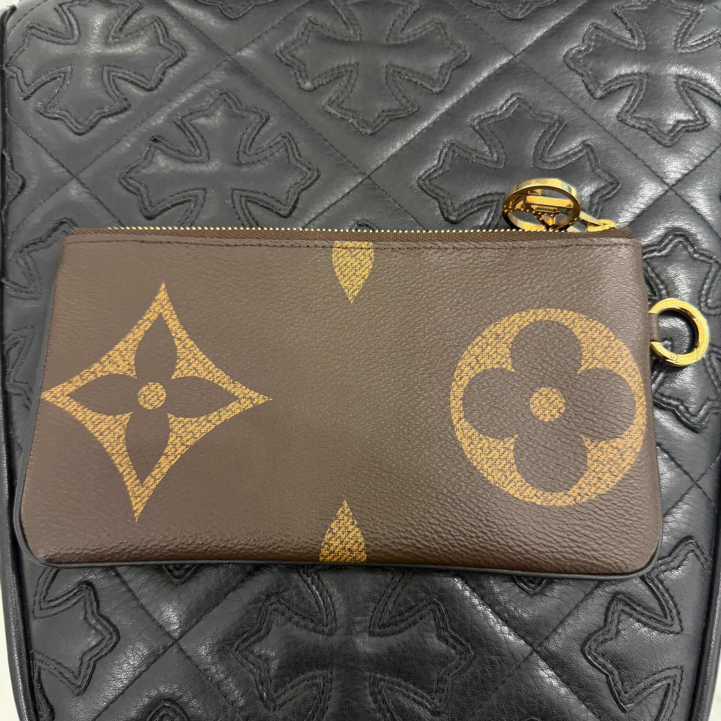 LOUIS VUITTON Monogram Giant Pochette Trio M68756 ルイヴィトン ルイヴィトン モノグラム ジャイアント ポシェット・トリオ