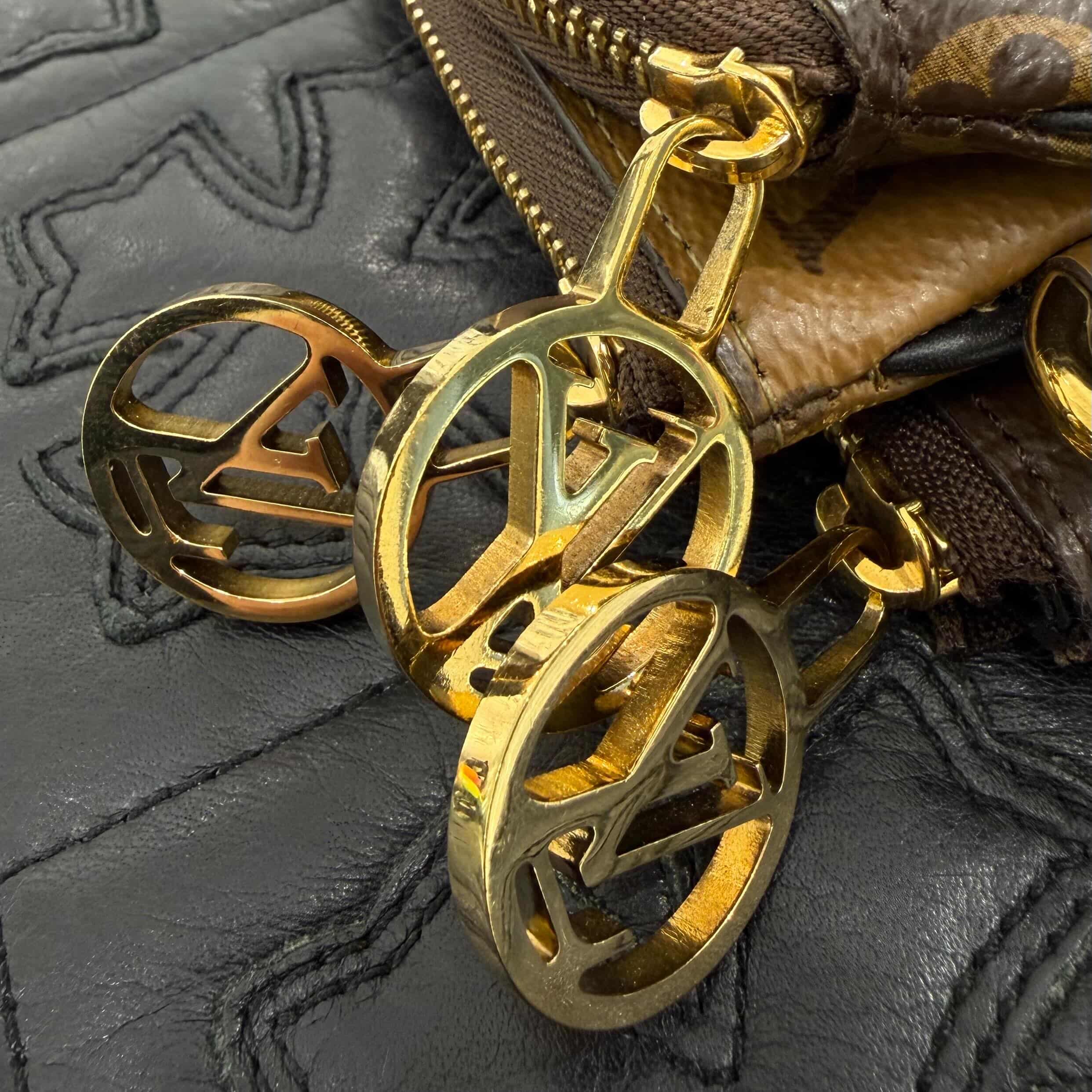 LOUIS VUITTON Monogram Giant Pochette Trio M68756 ルイヴィトン ルイヴィトン モノグラム ジャイアント ポシェット・トリオ