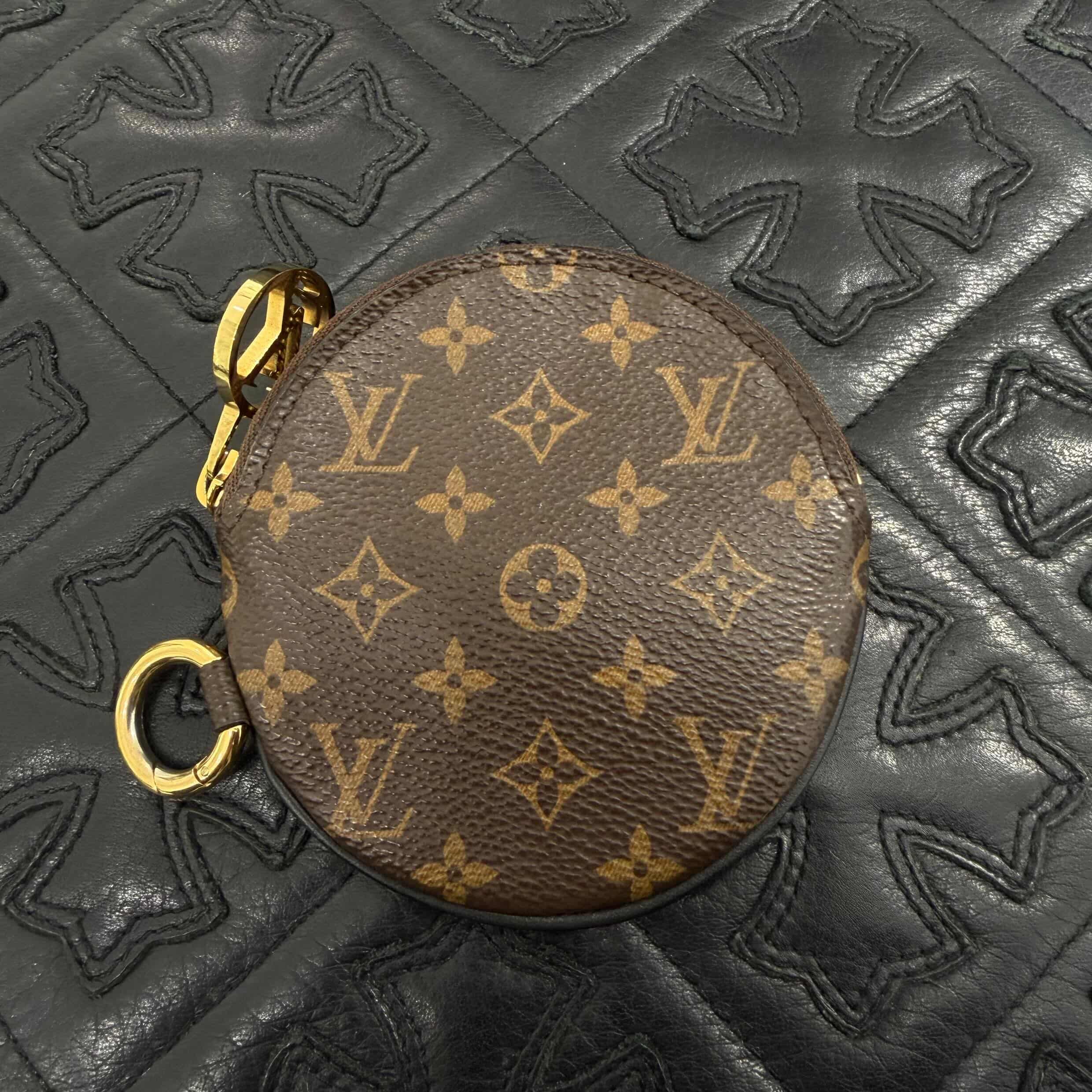 LOUIS VUITTON Monogram Giant Pochette Trio M68756 ルイ
