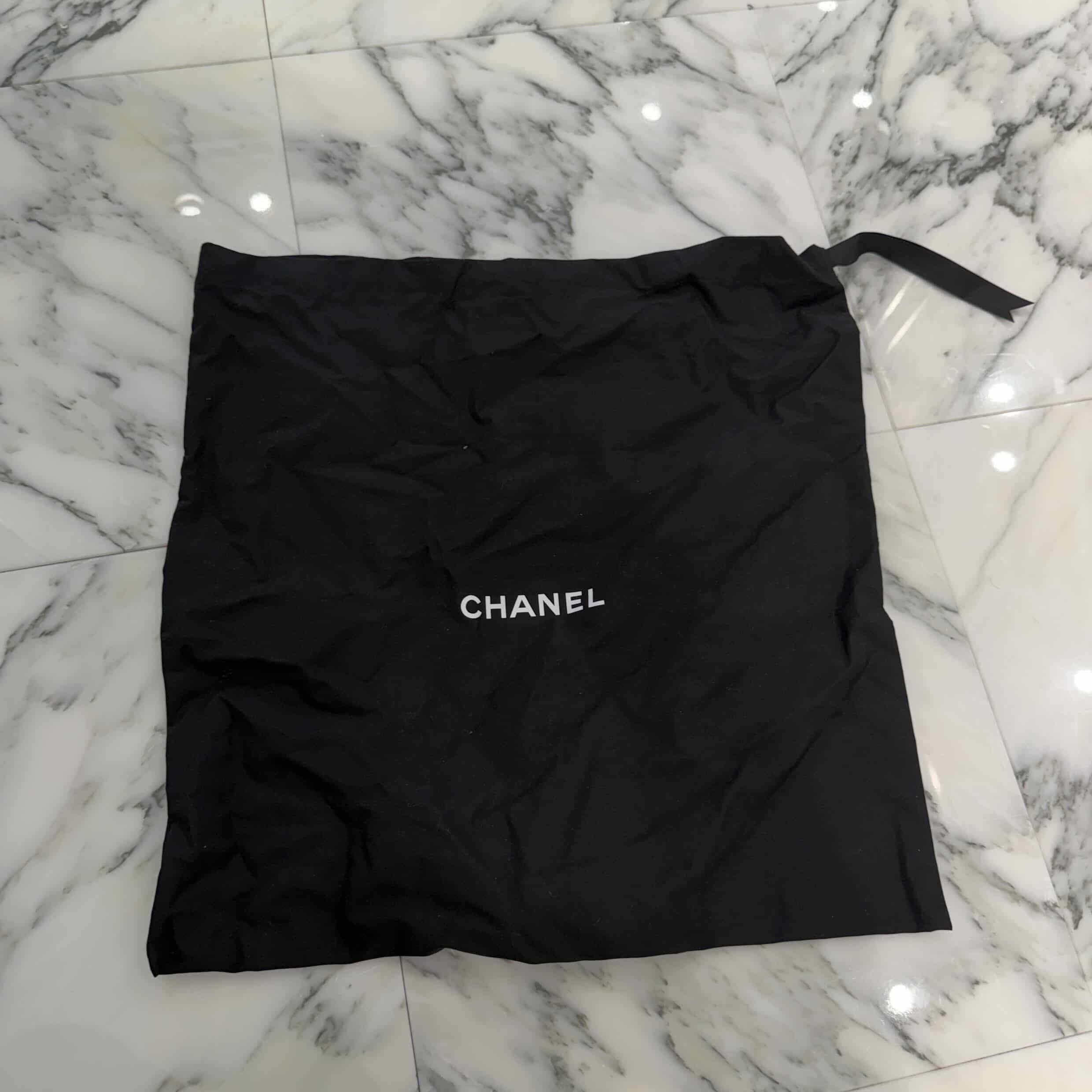 CHANEL 22 Small Shiny Calf Leather Chain Shoulder Bag シャネル 22 スモール シャイニーカーフスキン チェーン ショルダーバッグ