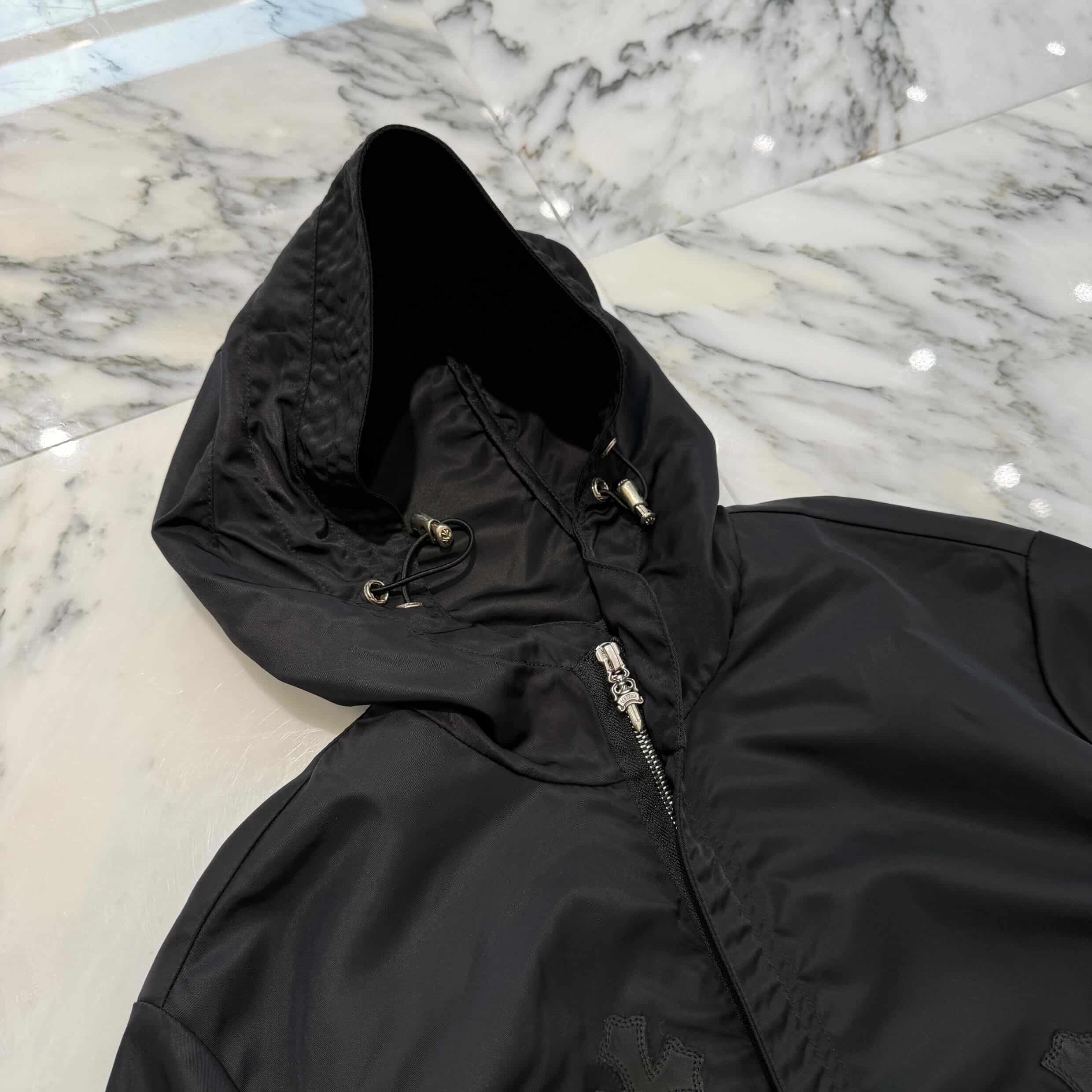 CHROME HEARTS Y NOT PUDDLES Cemetery Cross Leather Patch Zip Up Nylon Hooded Coat Size S クロムハーツ ワイノット パドルズ セメタリークロス レザーパッチ ジップアップ ナイロン フーデッド コート サイズS