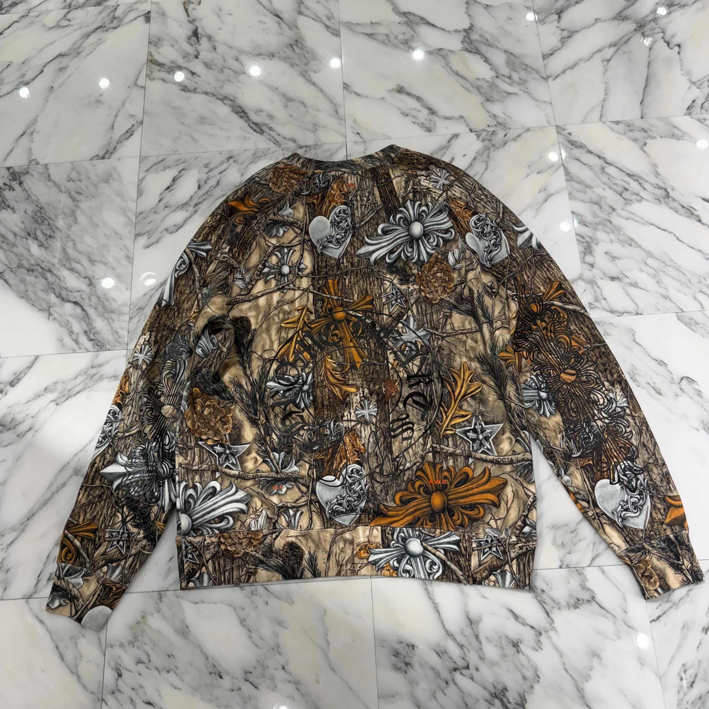 CHROME HEARTS × NIKE × Drake NOCTA 2026SS Camo Neck Logo Crewneck Sweatshirt Size L クロムハーツ×ナイキ×ドレイク ノクタ カモネックロゴクルーネックスウェットシャツ サイズL