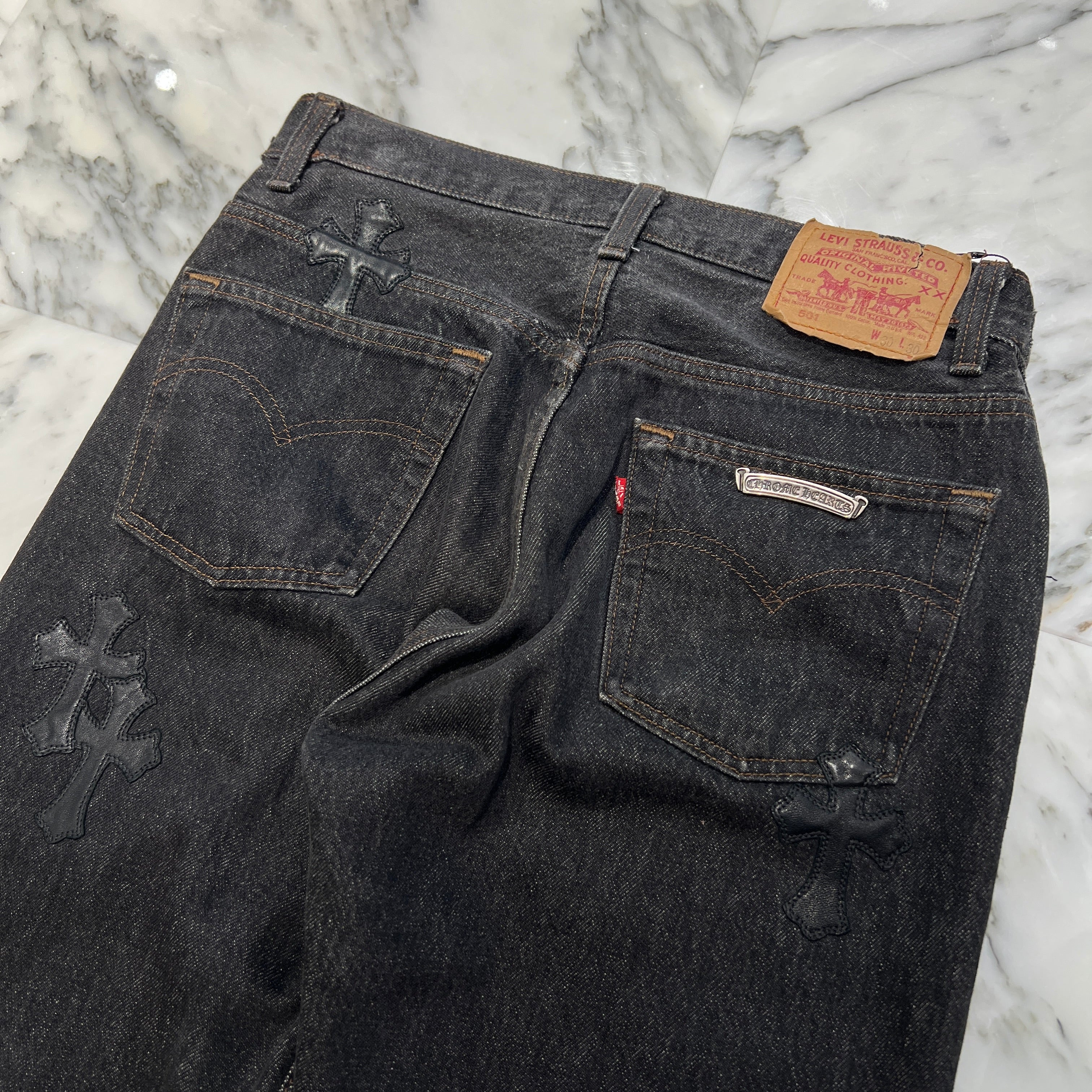 CHROME HEARTS × Levi's Body VNTG Cross Leather Patch Jeans Size 28 クロムハーツ × リーバイスボディ ヴィンテージ クロスレザーパッチ ジーンズ デニムパンツ サイズ28