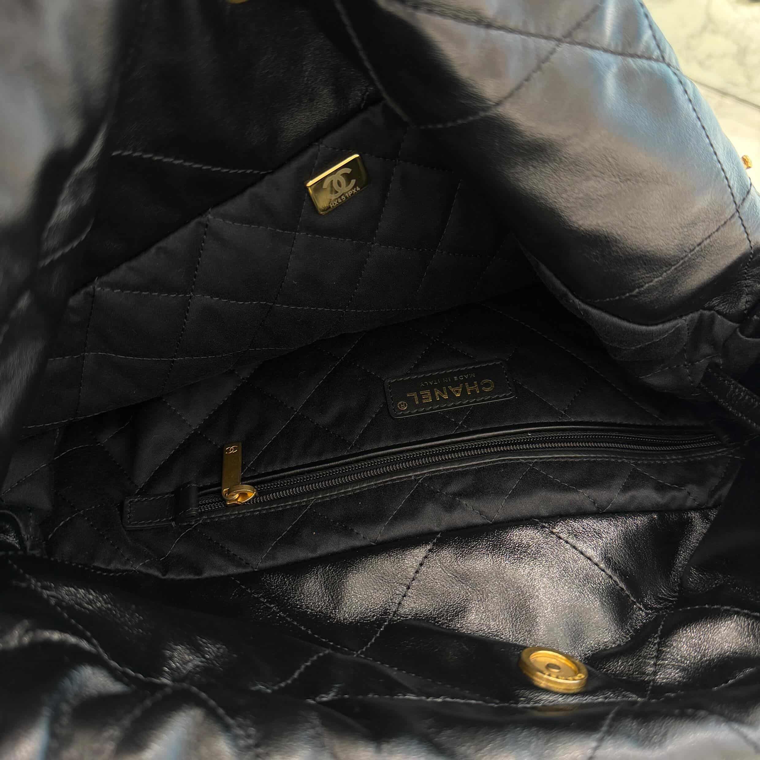 CHANEL 22 Small Shiny Calf Leather Chain Shoulder Bag シャネル 22 スモール シャイニーカーフスキン チェーン ショルダーバッグ