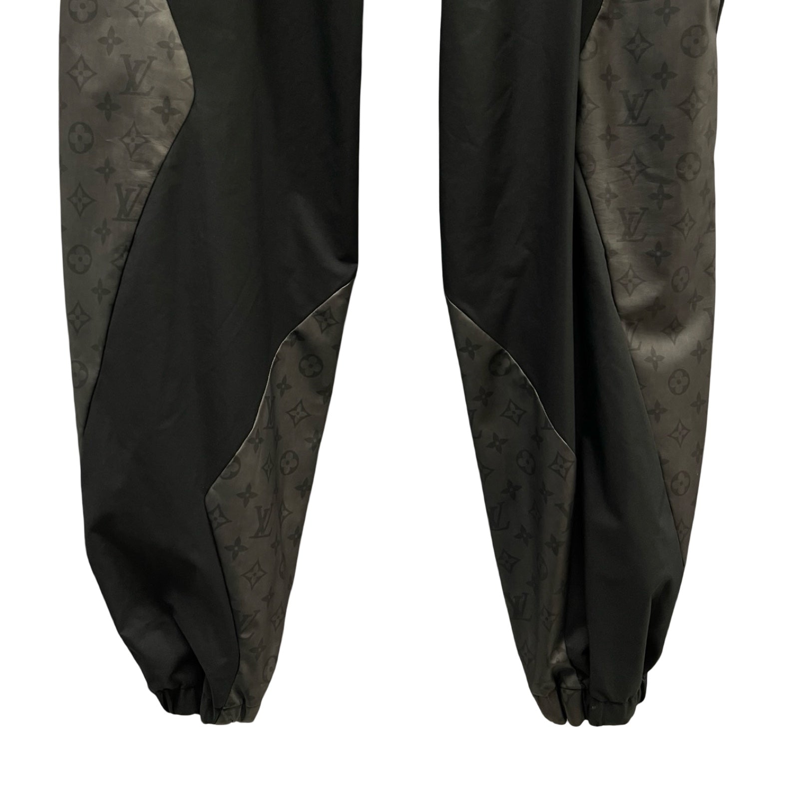 LOUIS VUITTON 2022SS Louis Vuitton 2054 Padded Nylon Pants Size 38