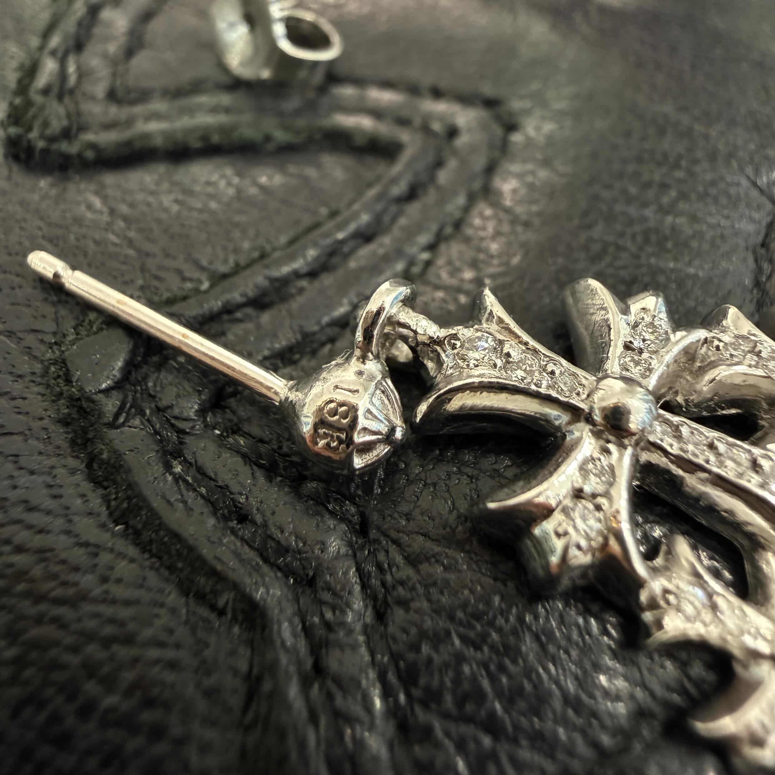 CHROME HEARTS 18K WG Triple Cross Earring Pave Diamond クロムハーツ 18K WG トリプルクロス イヤリング パヴェダイヤモンド