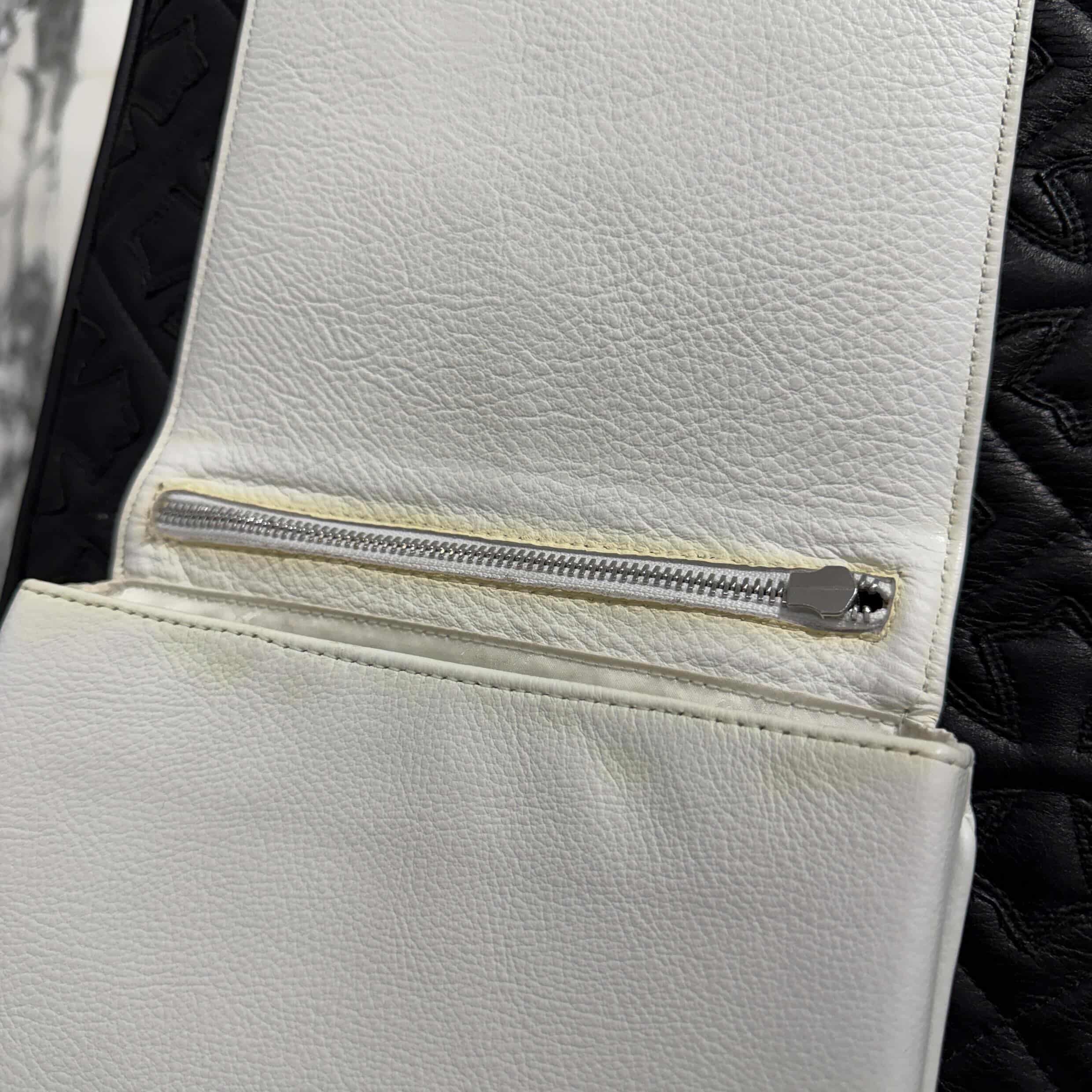 CHROME HEARTS PLUG 3 Cemetary Cross Patch Leather Shoulder Bag クロムハーツ プラグ 3セメタリークロス パッチ レザー ショルダーバッグ