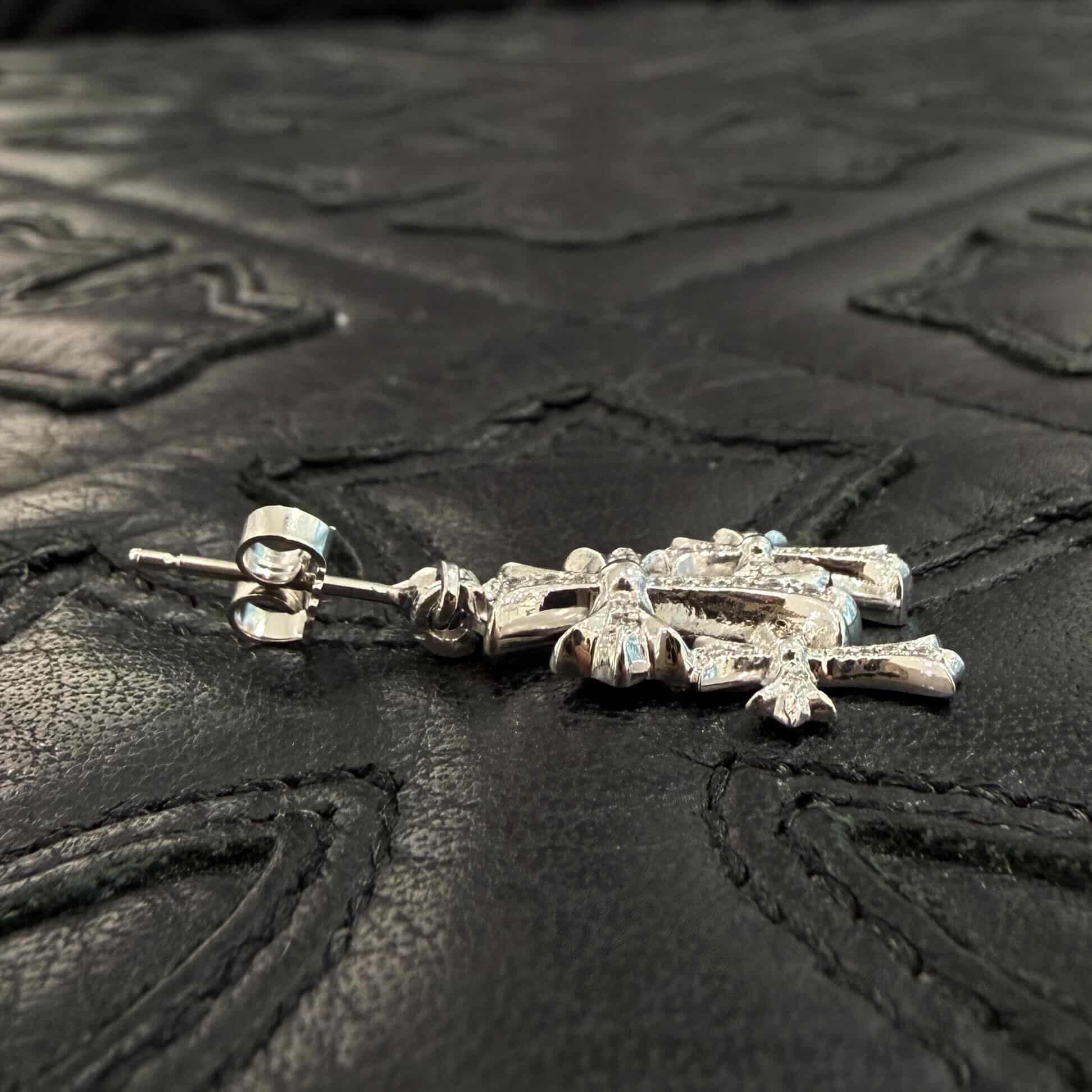 CHROME HEARTS 18K WG Triple Cross Earring Pave Diamond クロムハーツ 18K WG トリプルクロス イヤリング パヴェダイヤモンド