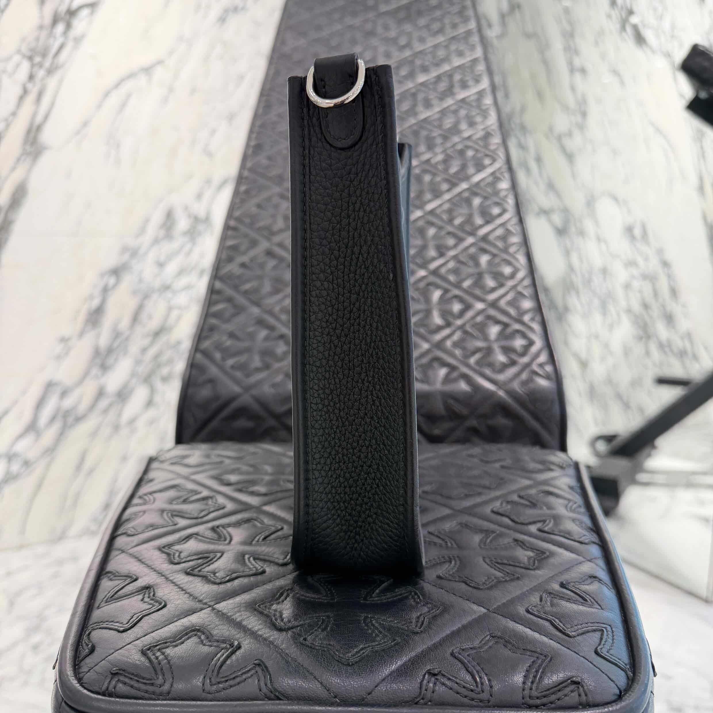 HERMES Evelyn Amazon TPM " NOIR " K刻印 エルメス エブリン アマゾン TPM "ノワール" レザーショルダーバッグ K刻印