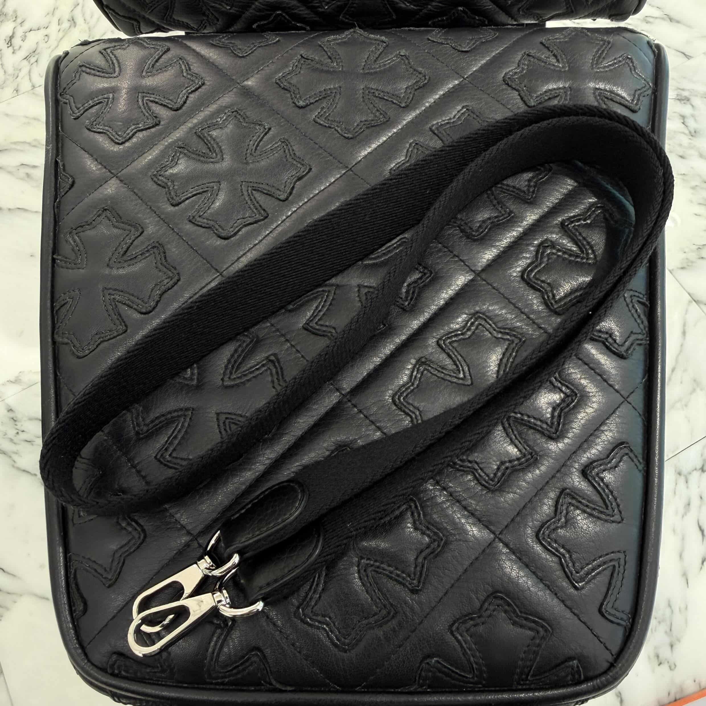 HERMES Evelyn Amazon TPM " NOIR " K刻印 エルメス エブリン アマゾン TPM "ノワール" レザーショルダーバッグ K刻印