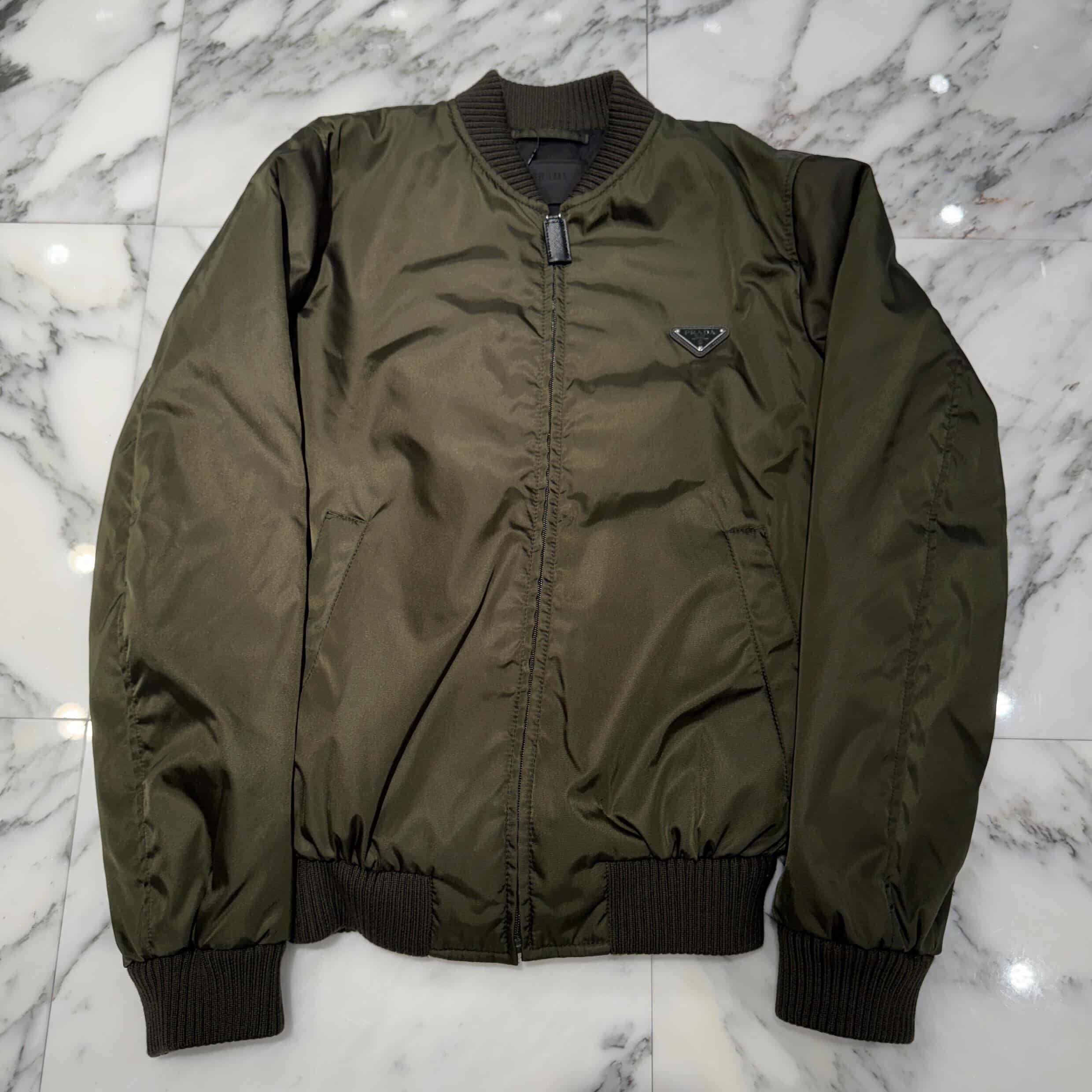PRADA Re Nylon Triangle Logo Plate Bomber Jacket SGA038 R232 1WQ8 Size 44 プラダ リナイロン トライアングルロゴ プレート ボンバージャケット サイズ44