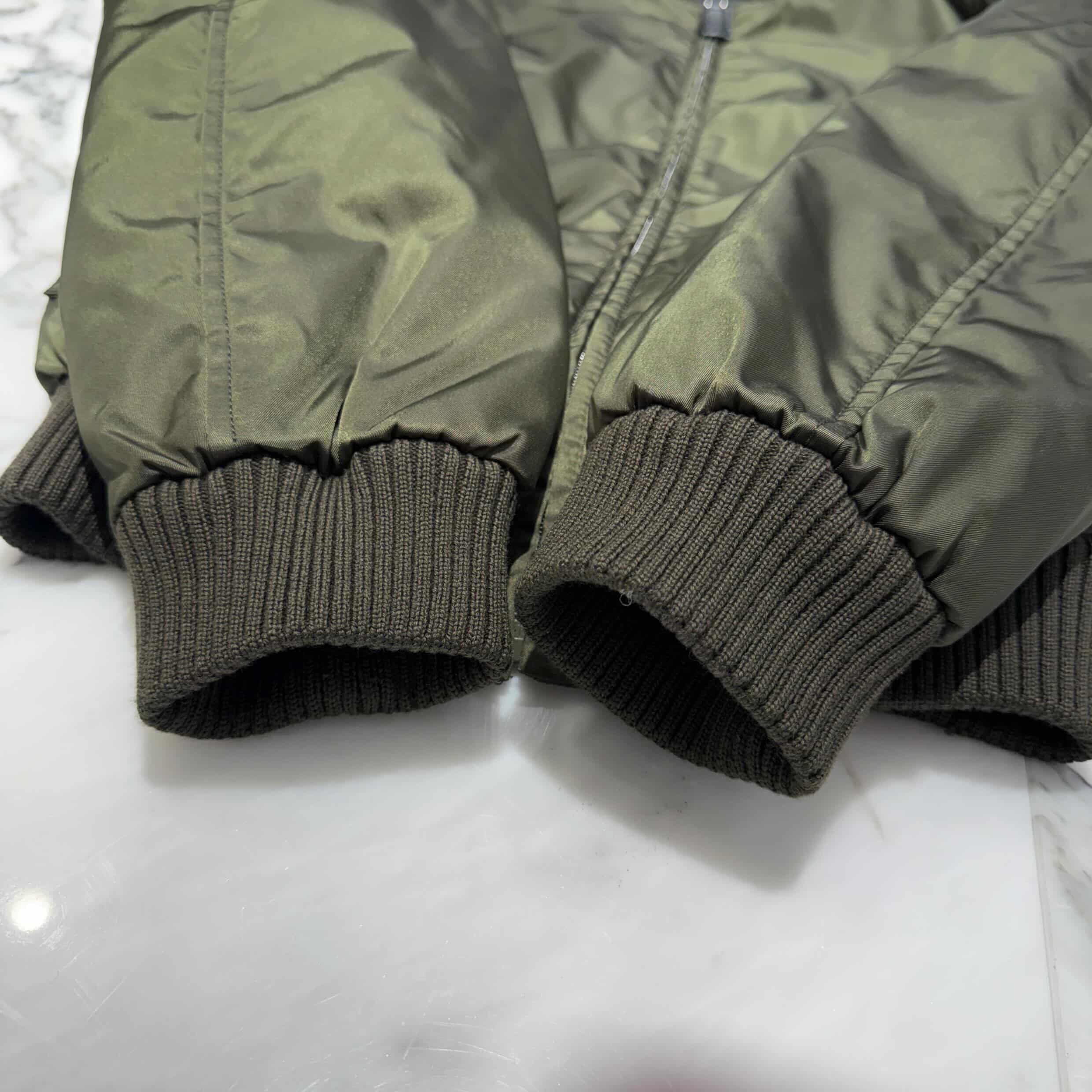 PRADA Re Nylon Triangle Logo Plate Bomber Jacket SGA038 R232 1WQ8 Size 44 プラダ リナイロン トライアングルロゴ プレート ボンバージャケット サイズ44