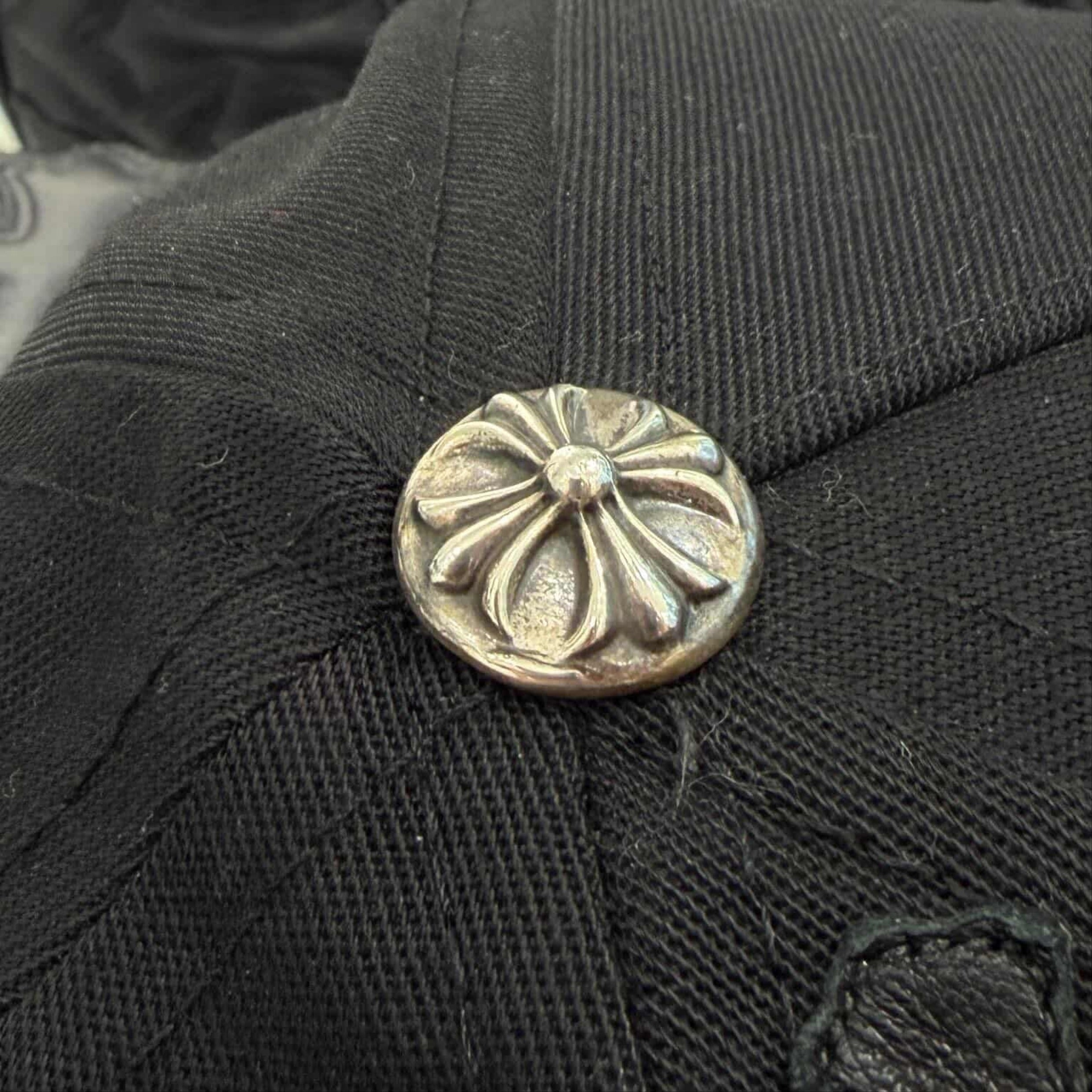 CHROME HEARTS Cemetery Cross Patch Trucker Cap Size ONE SIZE (53-60) クロムハーツ セメタリークロス トラッカーキャップ サイズ ONE SIZE (53-60)