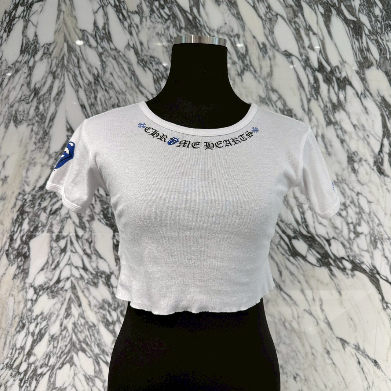 CHROME HEARTS × The Rolling Stones Lip & Tongue Neck Logo Tee Size ONE SIZE（68-112） クロムハーツ×ローリングストーンズ リップアンドタンネックロゴ Tシャツ サイズONE SIZE（68-112）