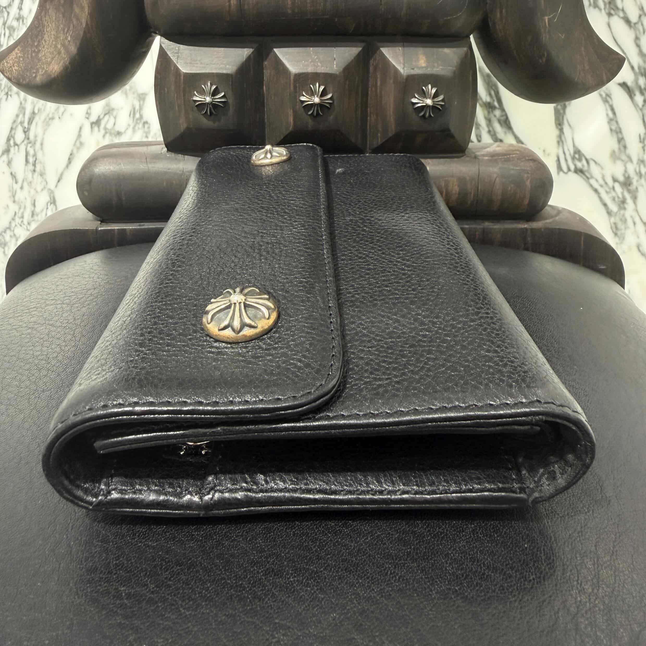 人気アイテムをお得に クロムハーツ CHROME HEARTS WAVE CROSS BTN 