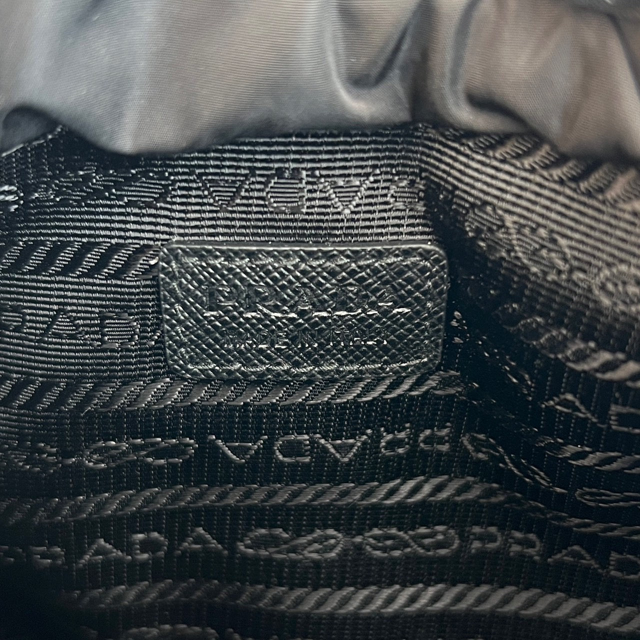 PRADA Re-Nylon Smart Phone Case 2ZH155_2DMI_F0002 プラダ リ・ナイロン スマートフォン ケース