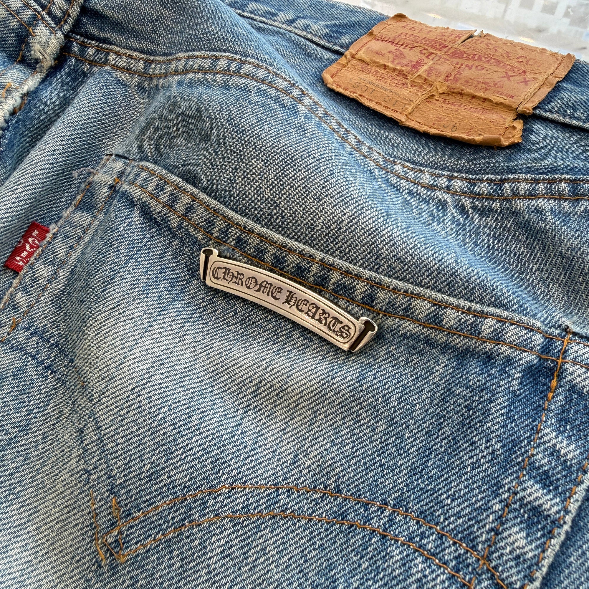 CHROME HEARTS × Levi's 501 VNTG Leather Cross Patch Denim Pants Size 33 クロムハーツ × リーバイス 501 ヴィンテージ レザークロスパッチ デニムパンツ サイズ33