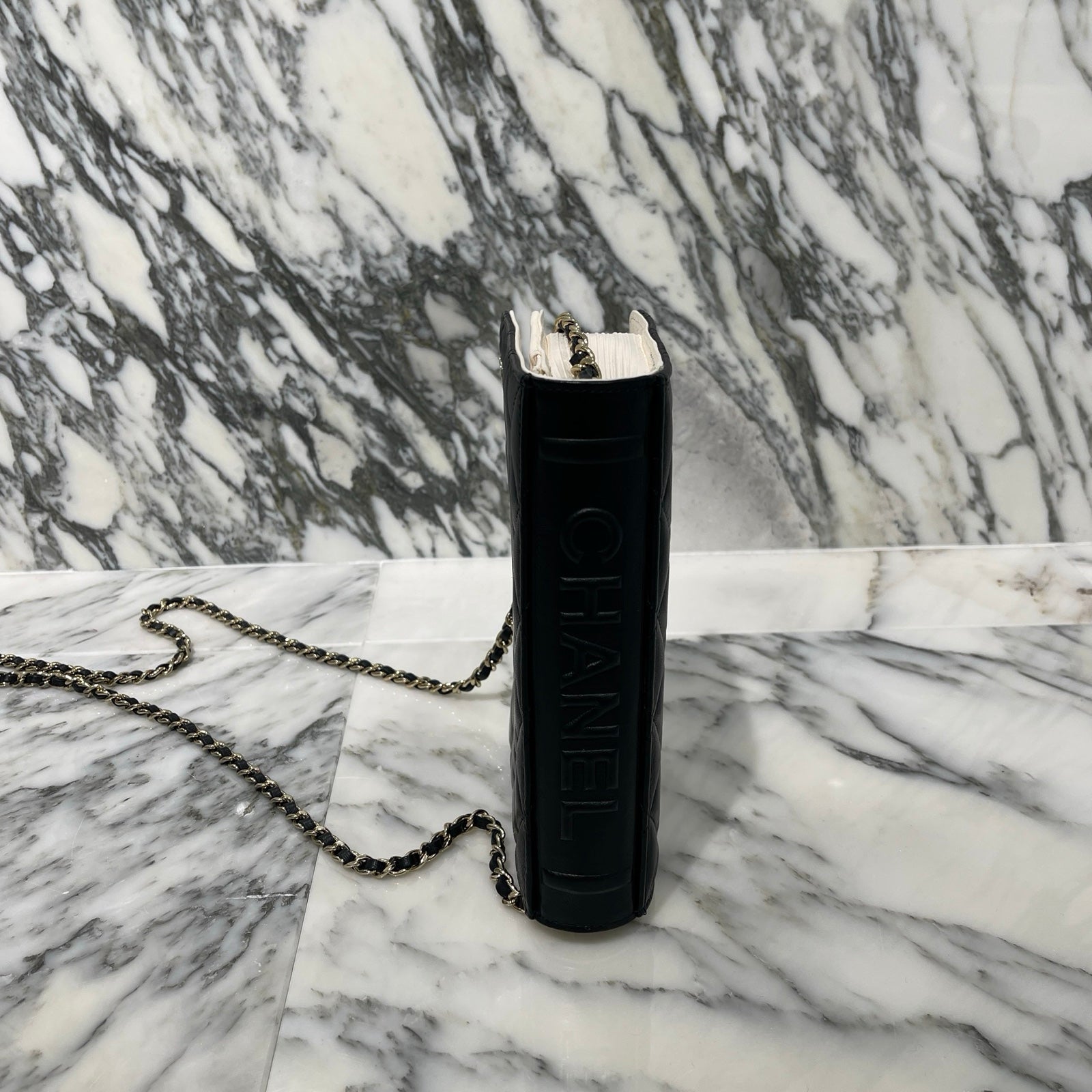 CHANEL 2023AW Book Card Holder Chain Quilting Shoulder Bag シャネル ブックカードルホルダー チェーン キルティング ショルダーバッグ