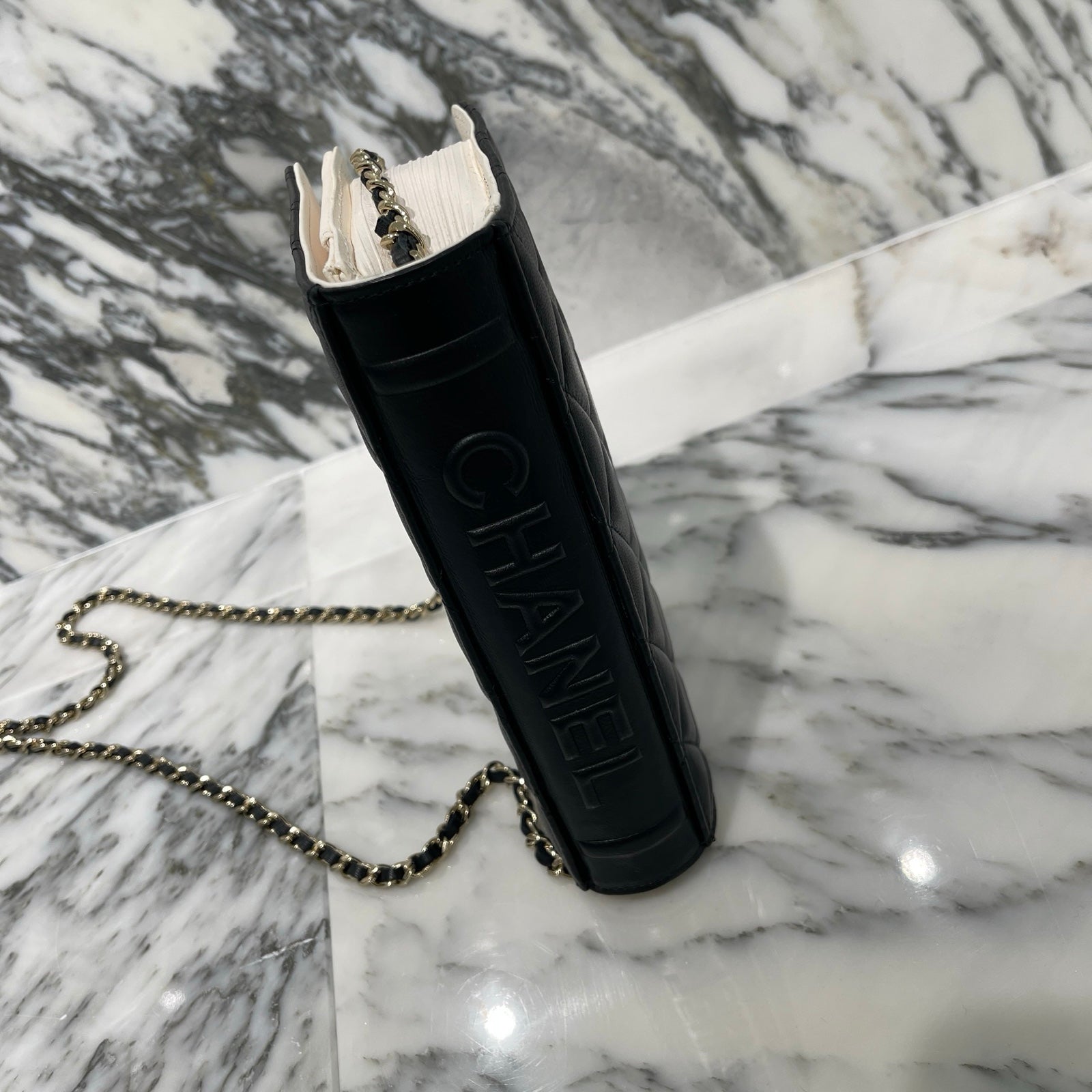 CHANEL 2023AW Book Card Holder Chain Quilting Shoulder Bag シャネル ブックカードルホルダー チェーン キルティング ショルダーバッグ