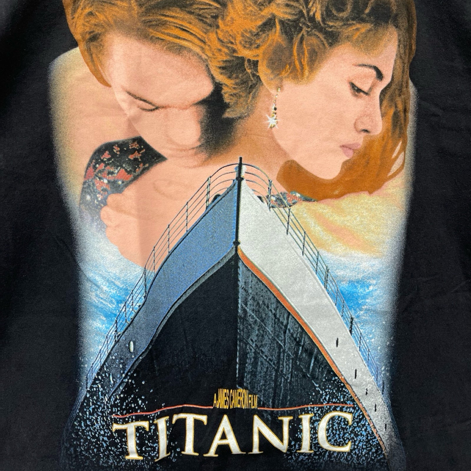 Vintage 90's Titanic 1998 Movie S/S Tee Size L