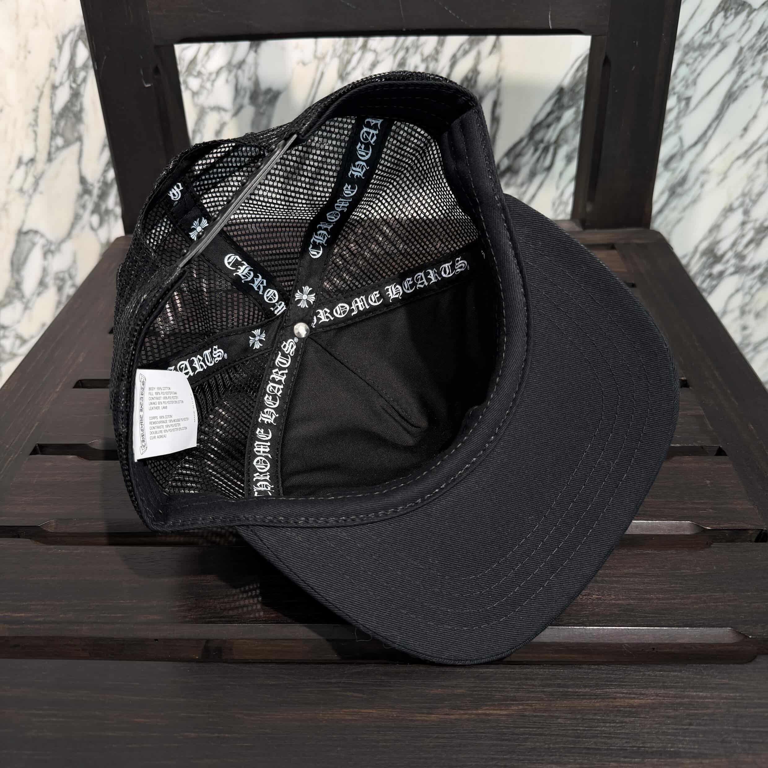 CHROME HEARTS Triple Cross Patch Trucker Cap ONE SIZE (51-61