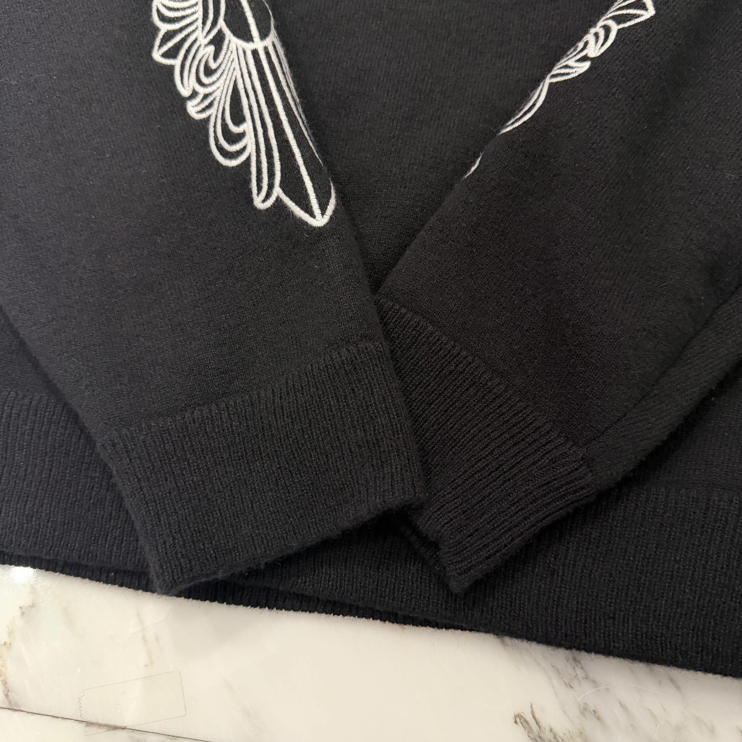 CHROME HEARTS Y NOT Floral Cross Embroidery Crew Neck Cashmere