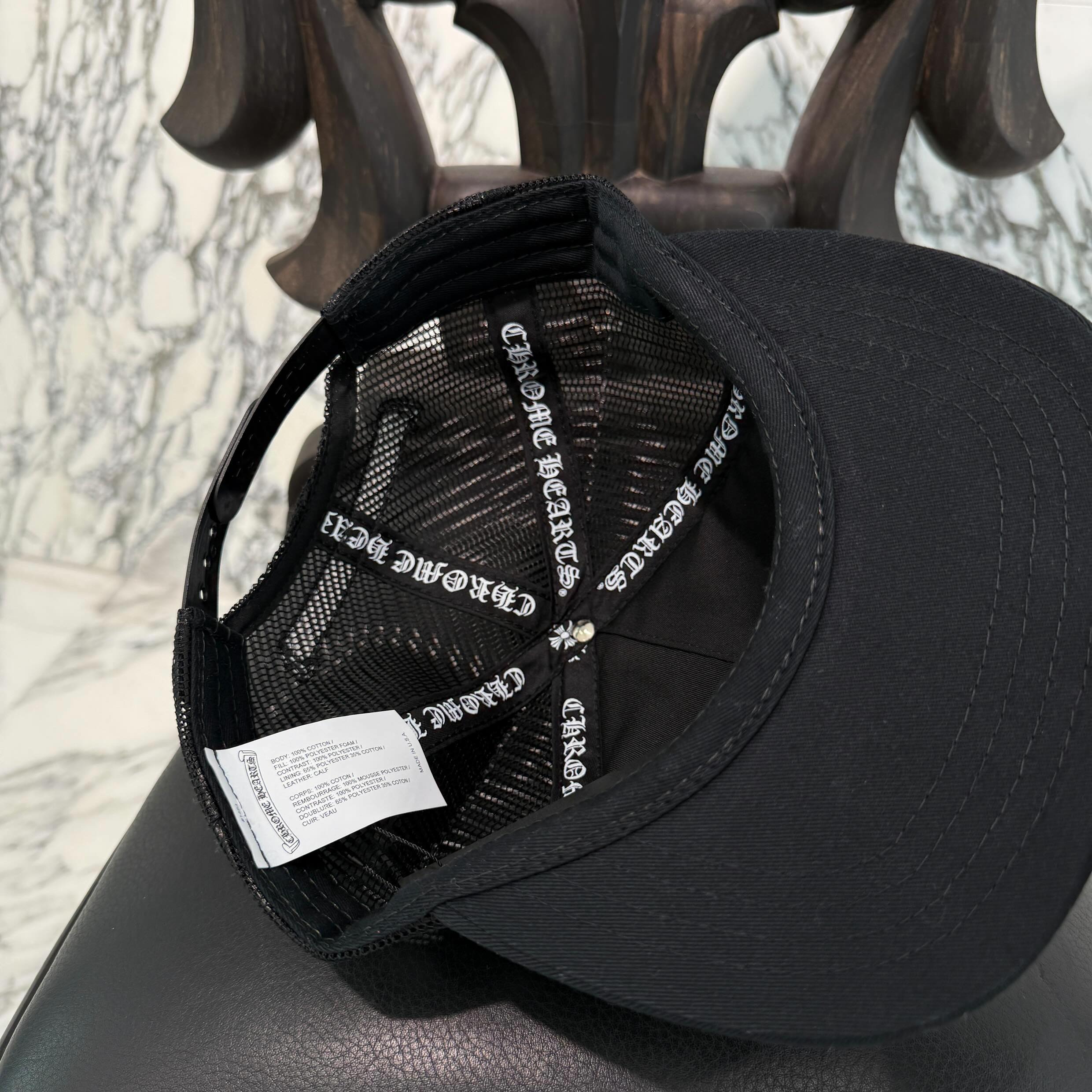 CHROME HEARTS Triple Cross Patch Trucker Cap ONE SIZE (51-61