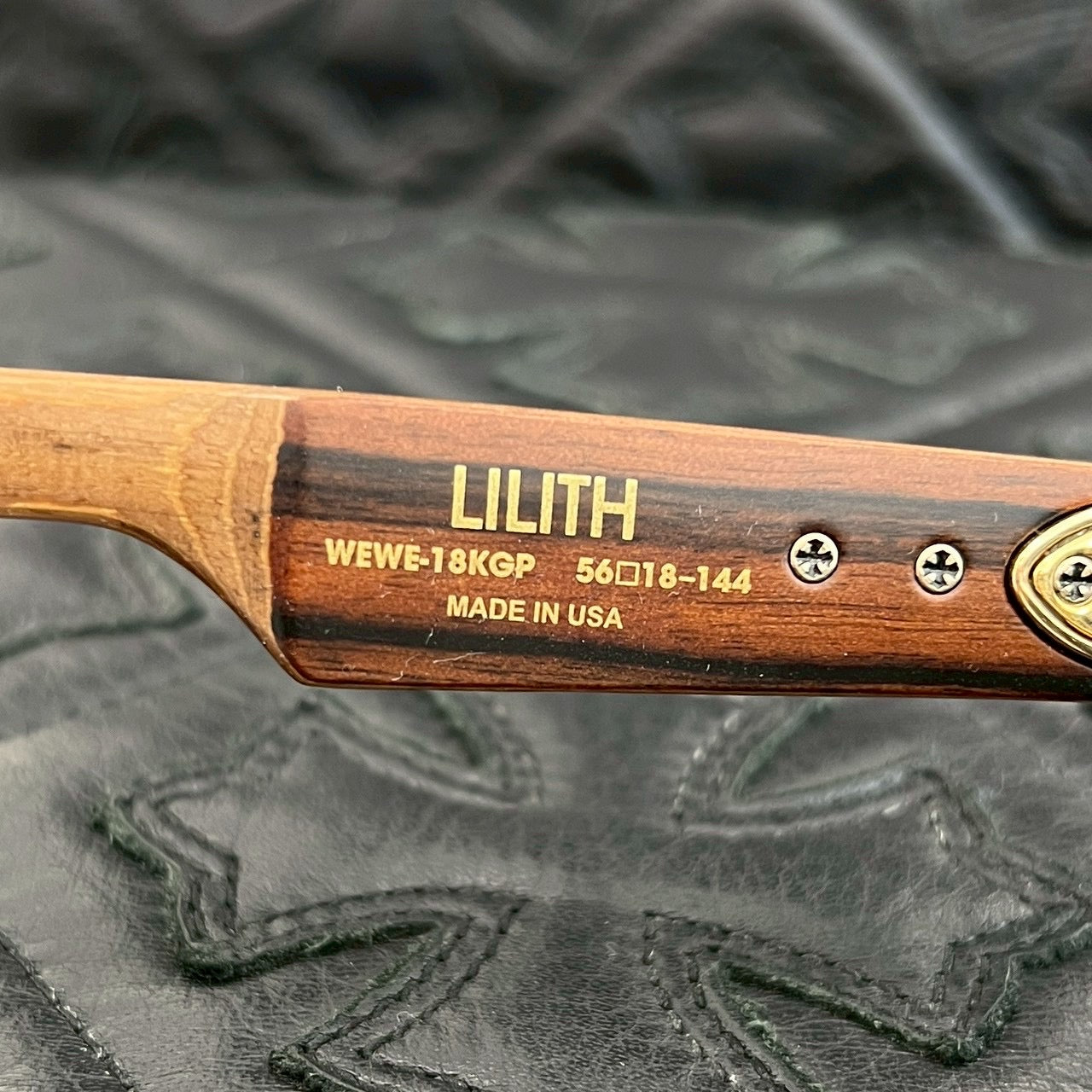 CHROME HEARTS LILITH Ebony Wood Sunglasses "BROWN/DARK GREY" WEWE-18KGP Size 56□18-144 クロムハーツ リリス エボニー ウッド サングラス "ブラウン/ダークグレー" サイズ56□18-144