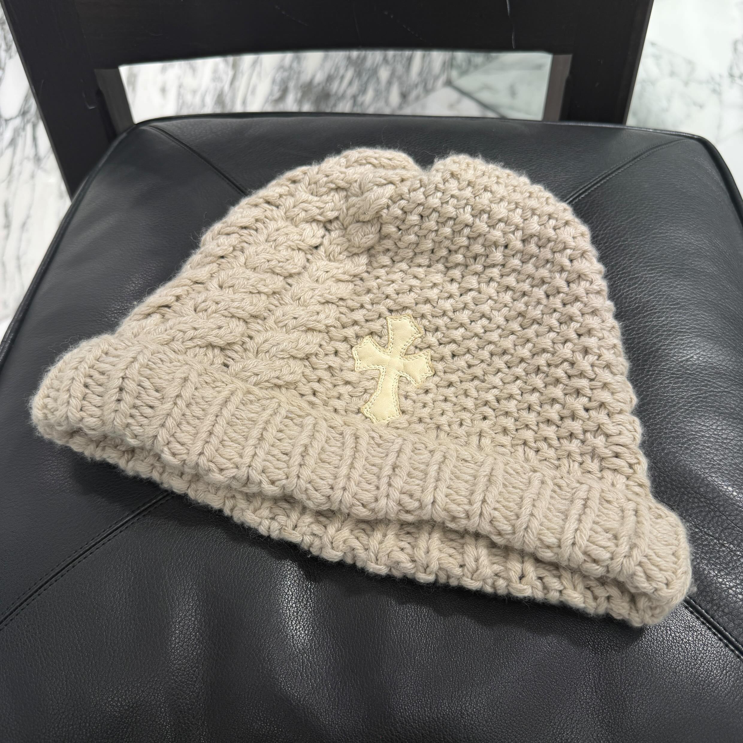 CHROME HEARTS Cross Leather Patch Cashmere Beanie Size ONE SIZE