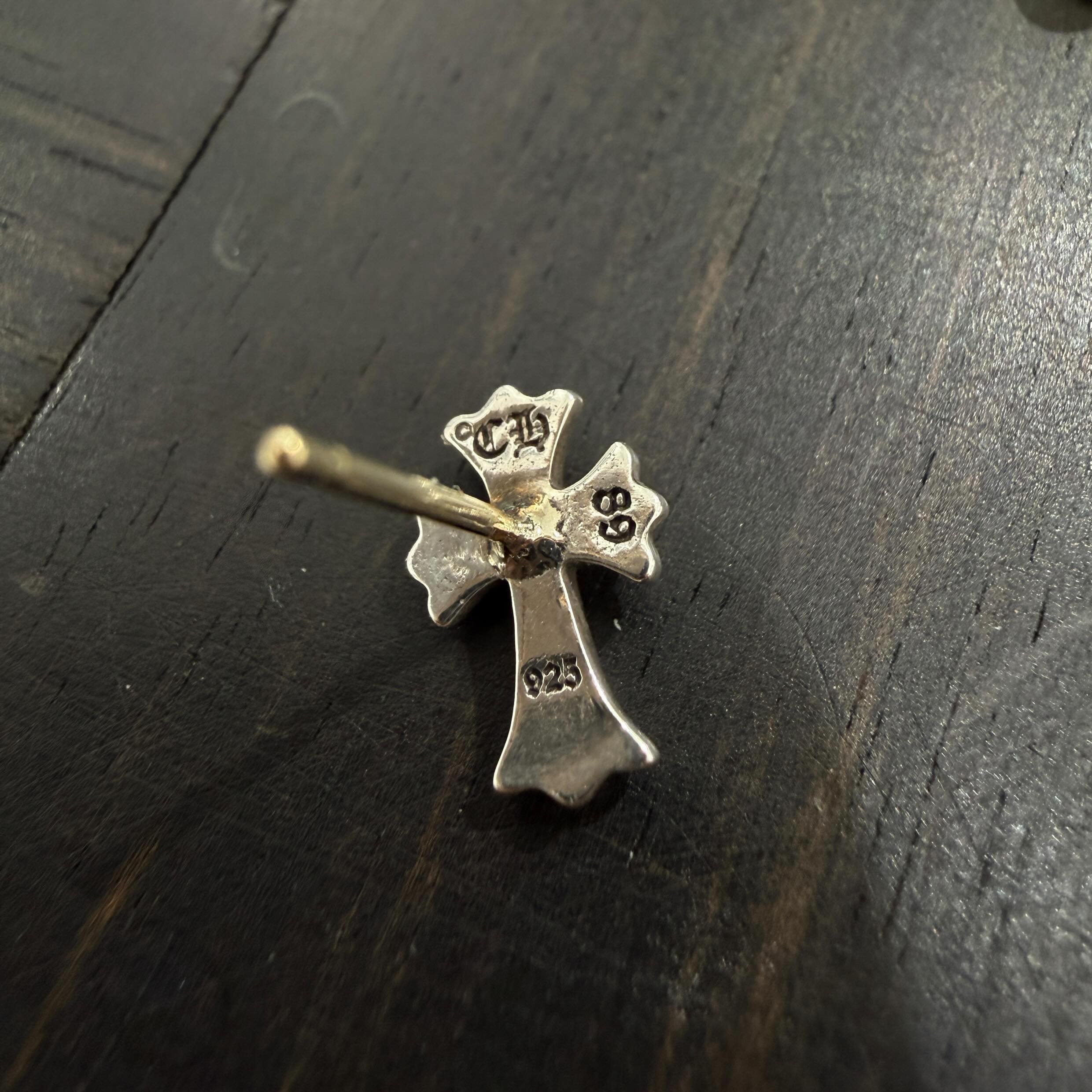 CHROME HEARTS CH Cross Stud Earring クロムハーツ CH クロス スタッズ イヤリング ピアス