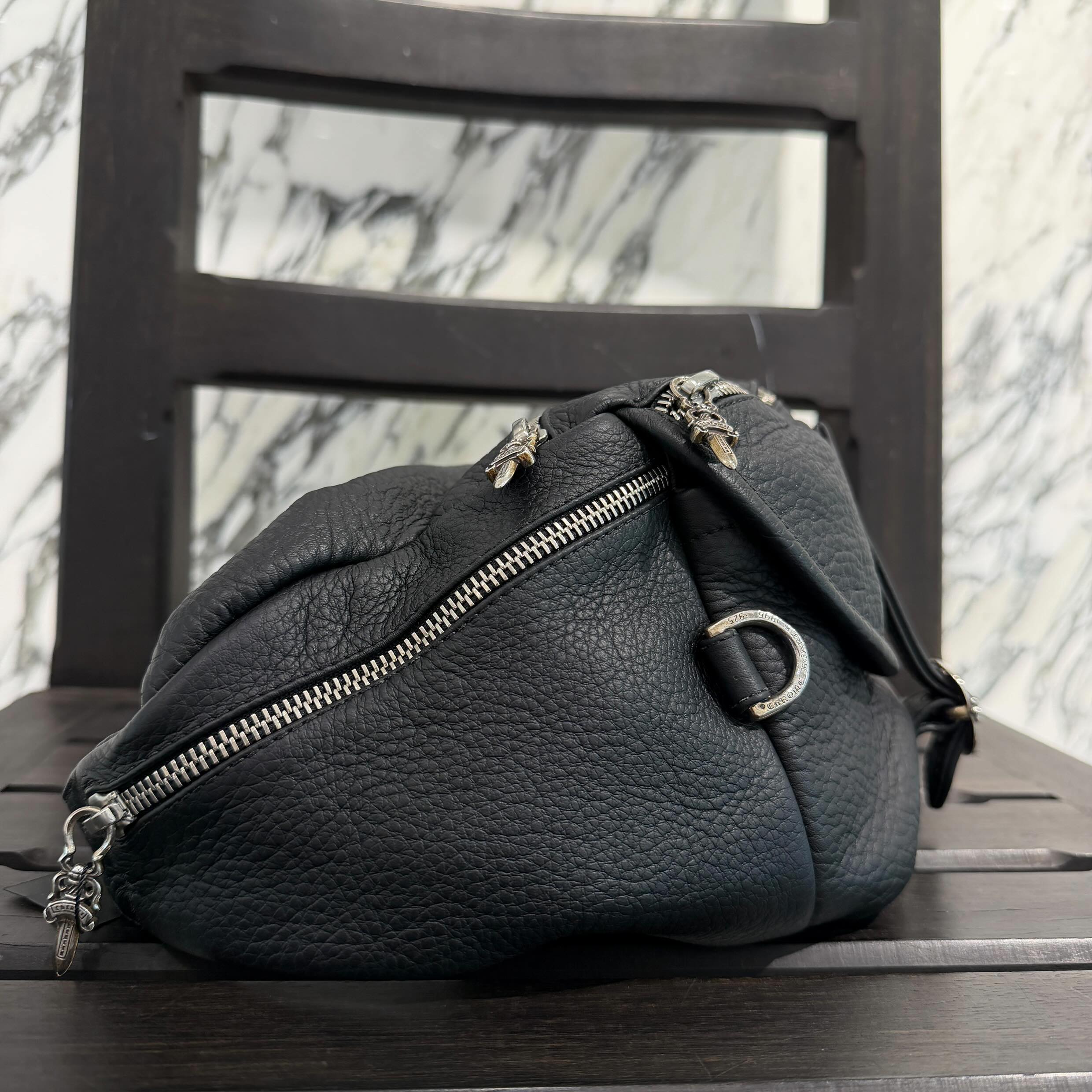 CHROME HEARTS SNAT PACK Leather Shoulder Bag クロムハーツ スナットパック レザー ショルダーバッグ
