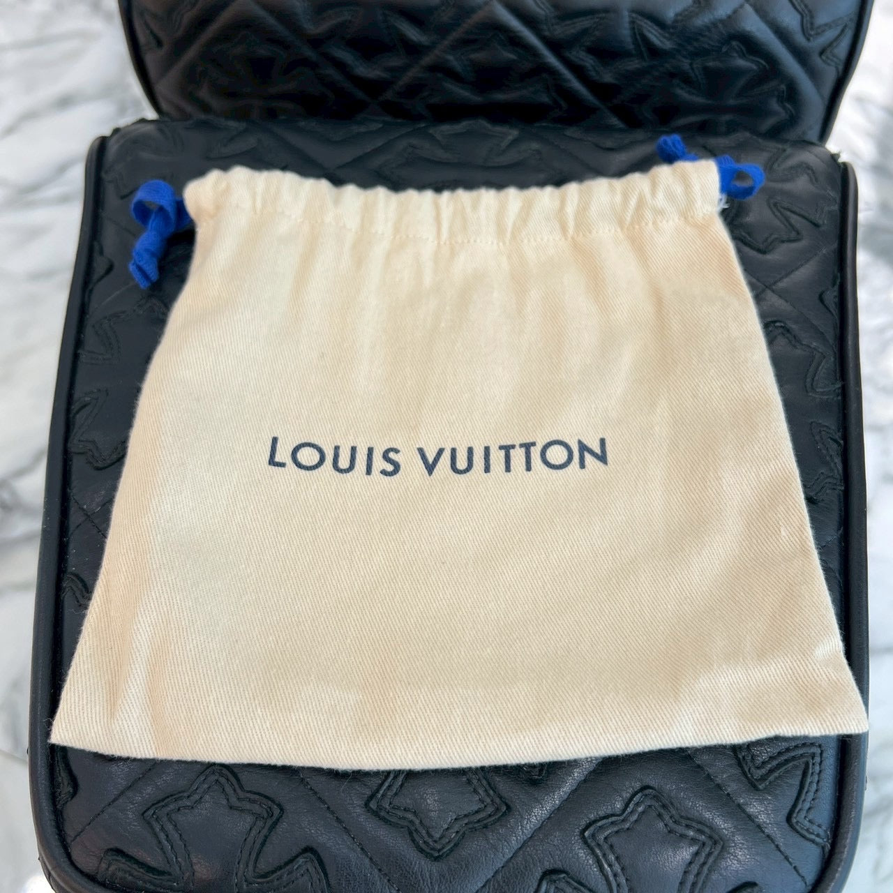 LOUIS VUITTON LV Initial Buckle Reversible Belt M9043 Size 110/44 ルイヴィトン LVイニシャル バックル リバーシブルベルト サイズ110/40