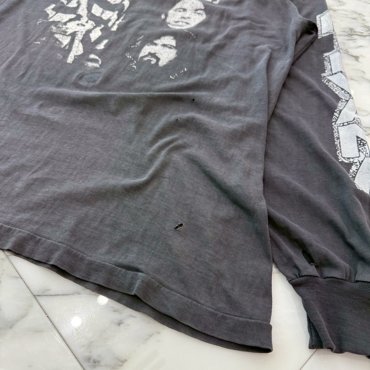 Vintage 90's Nirvana "1987-1994" Memorial Bootleg Long Sleeve Tee 90's ニルヴァーナ "1987-1994" メモリアル ブートレッグ ロングスリーブ Tシャツ