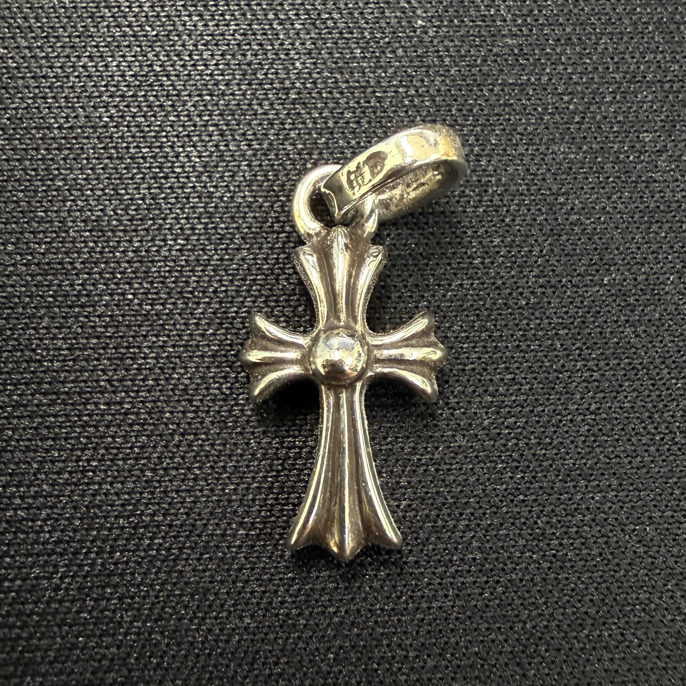 CHROME HEARTS CH Cross Baby Fat Charm Pave Diamond クロムハーツ CHクロス ベビーファット チャーム パヴェダイヤモンド