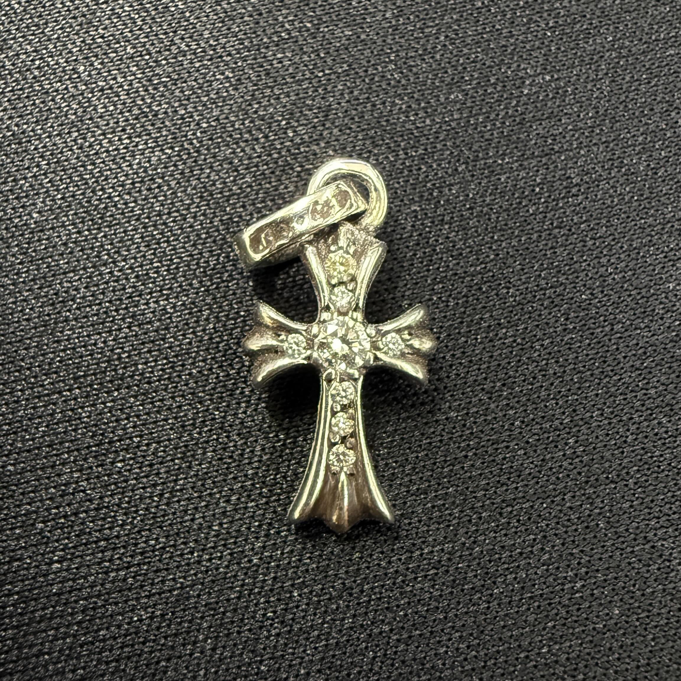 CHROME HEARTS CH Cross Baby Fat Charm Pave Diamond クロムハーツ CHクロス ベビーファット チャーム パヴェダイヤモンド