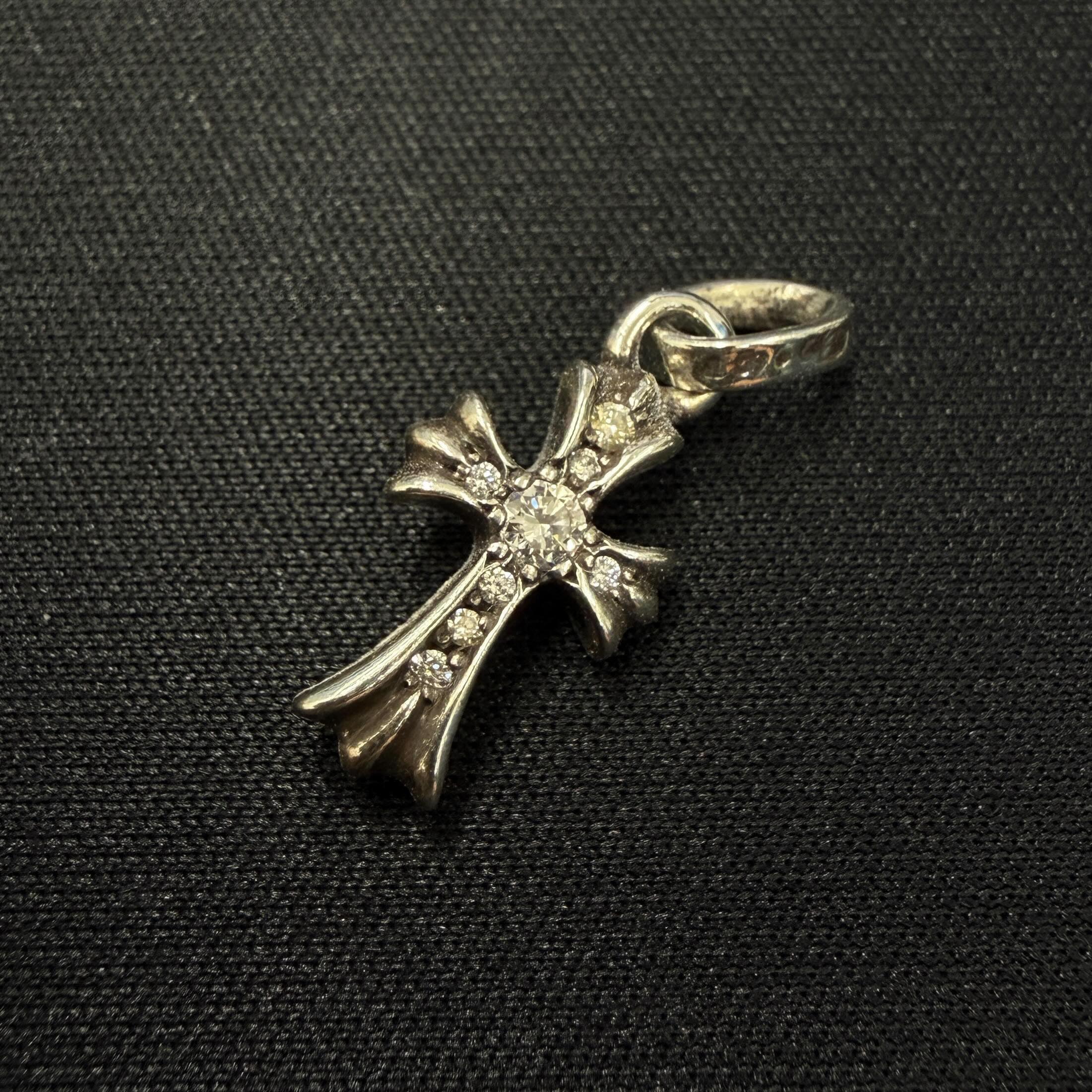 CHROME HEARTS CH Cross Baby Fat Charm Pave Diamond クロムハーツ CH