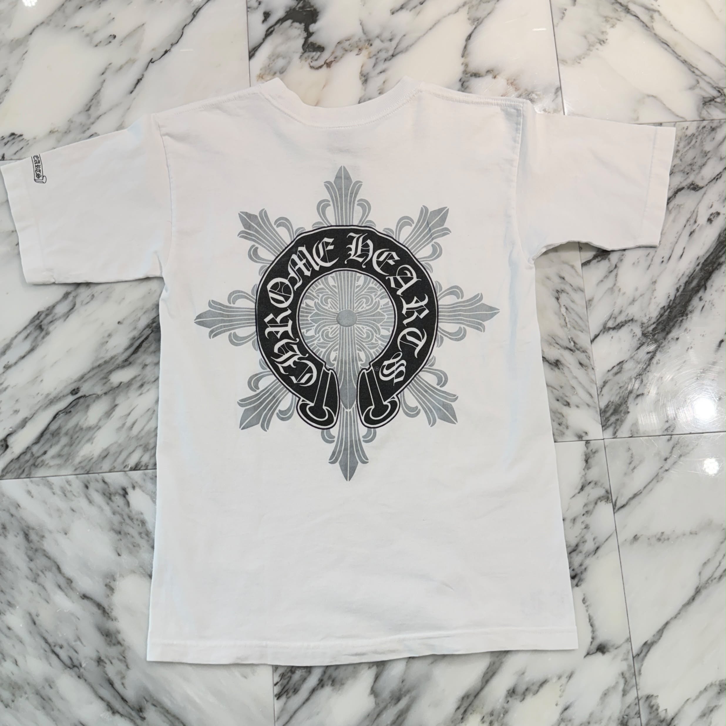 CHROME HEARTS Horseshoe on Floral Cross Snowflake Print Tee Size M クロムハーツ ホースシュー オン フローラルクロス スノーフレーク プリント Tシャツ サイズM