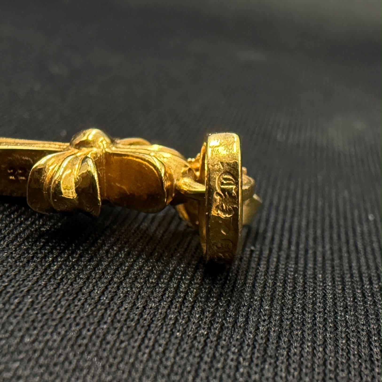 CHROME HEARTS 22K BABY FAT CROSS Earring Pave Diamond クロムハーツ 22K ベイビーファットクロス ピアス パヴェダイヤモンド