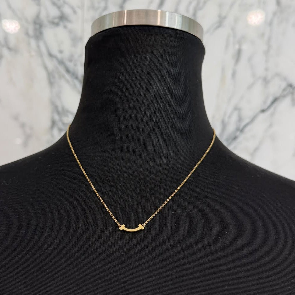 Tiffany Co. 18K YG T Smile Pendant "Mini" 62617640 ティファニー 18K イエローゴールド T スマイル ペンダント "ミニ"