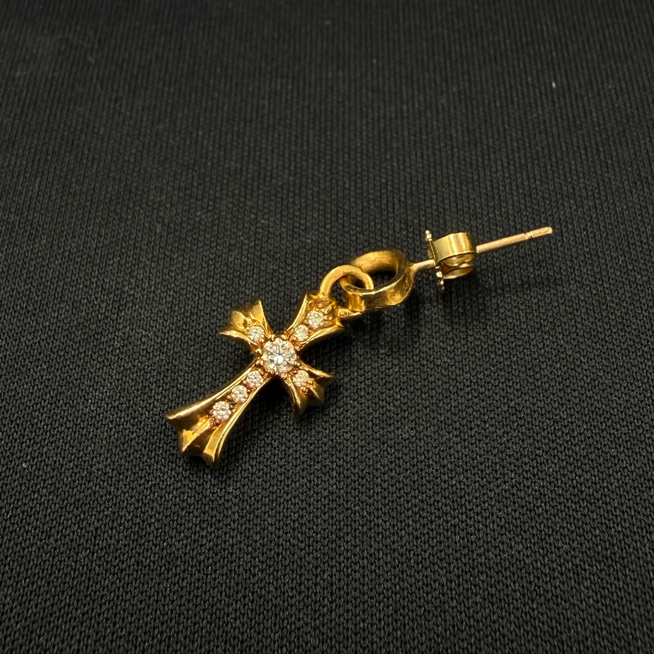 CHROME HEARTS 22K BABY FAT CROSS Earring Pave Diamond クロムハーツ 22K ベイビーファットクロス ピアス パヴェダイヤモンド