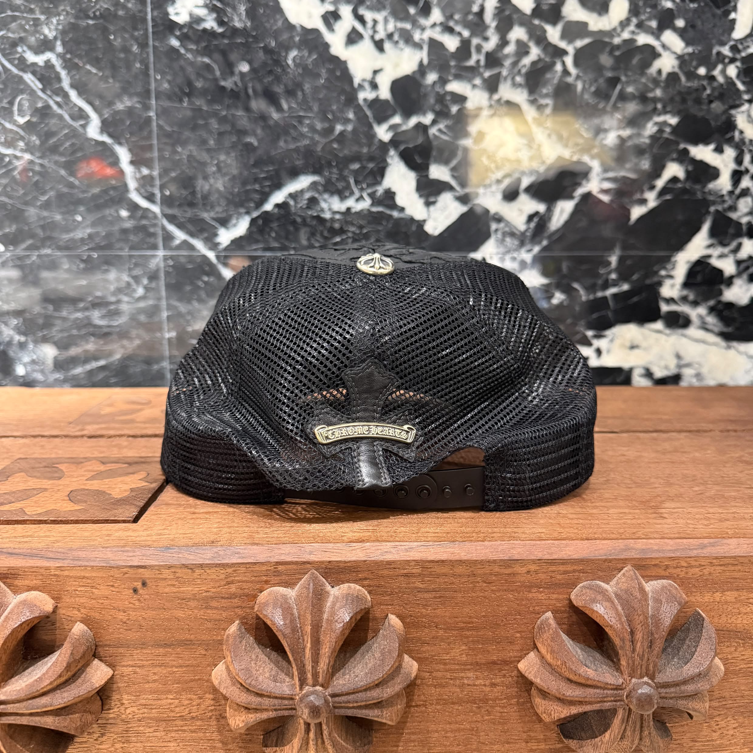 CHROME HEARTS Cemetary Cross Leather Patch Trucker Cap Size ONE SIZE (51-61) クロムハーツ セメタリークロス レザーパッチ トラッカーキャップ サイズONE SIZE (51-61)