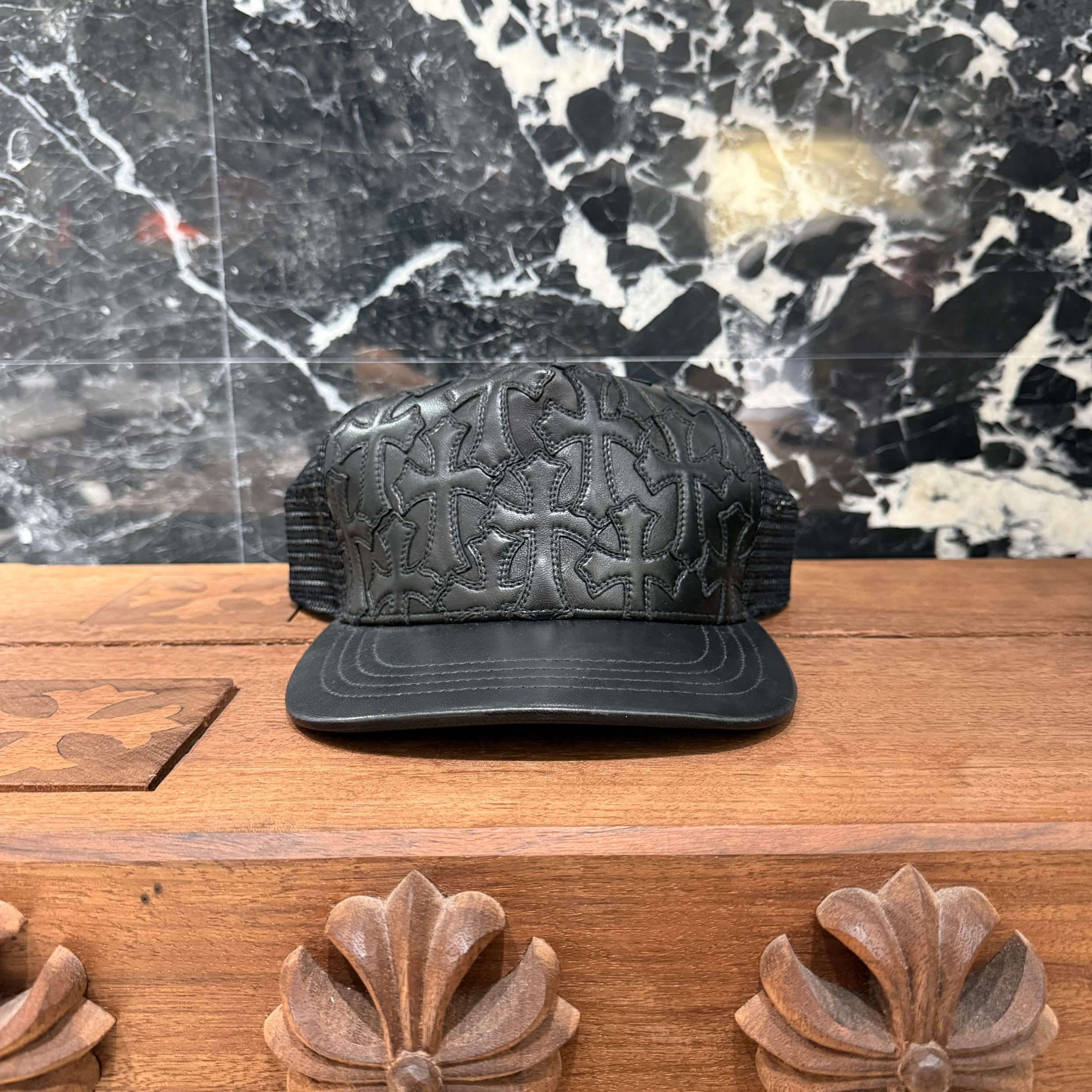 CHROME HEARTS Cemetary Cross Leather Patch Trucker Cap Size ONE SIZE (51-61) クロムハーツ セメタリークロス レザーパッチ トラッカーキャップ サイズONE SIZE (51-61)