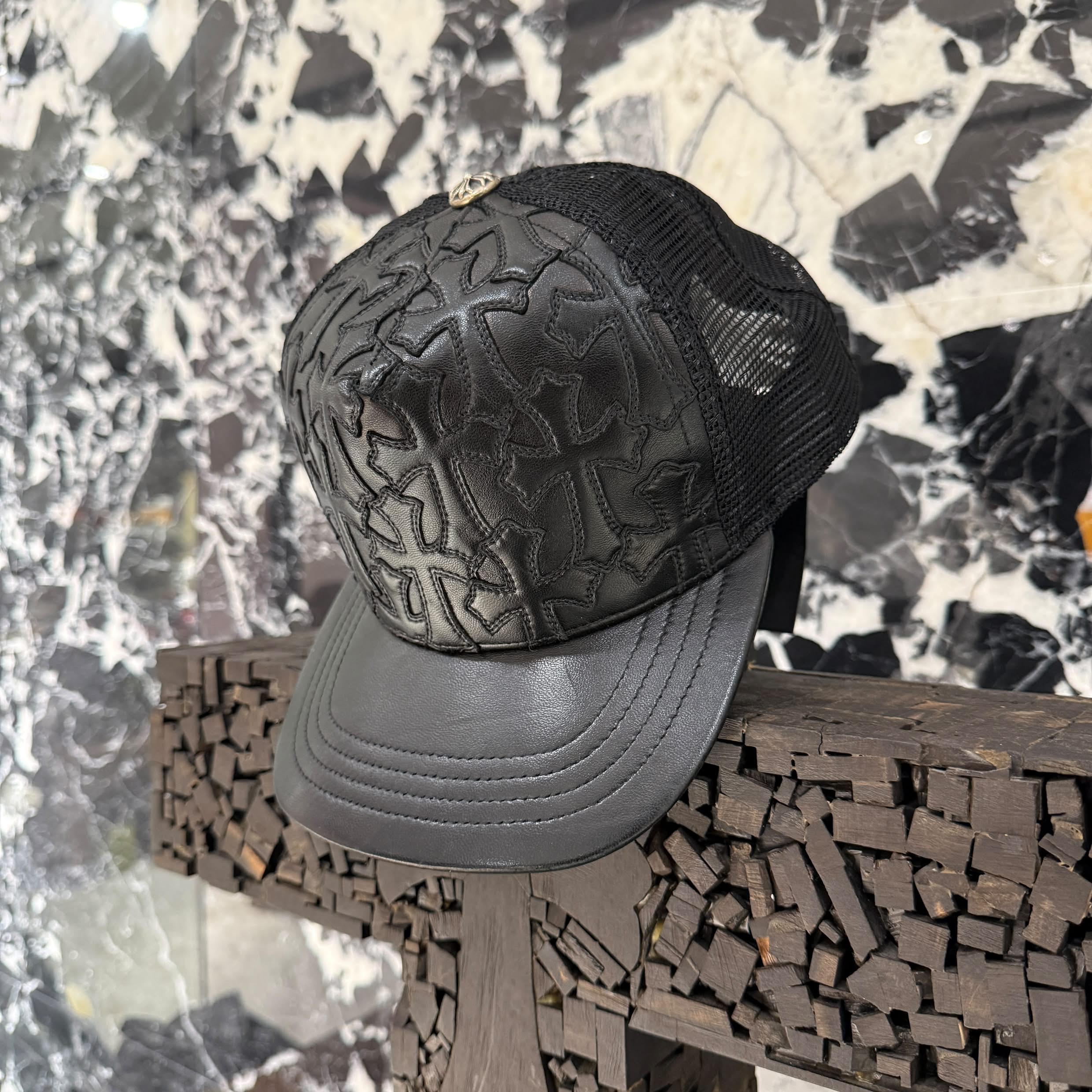 CHROME HEARTS Cemetary Cross Leather Patch Trucker Cap Size ONE SIZE (51-61) クロムハーツ セメタリークロス レザーパッチ トラッカーキャップ サイズONE SIZE (51-61)