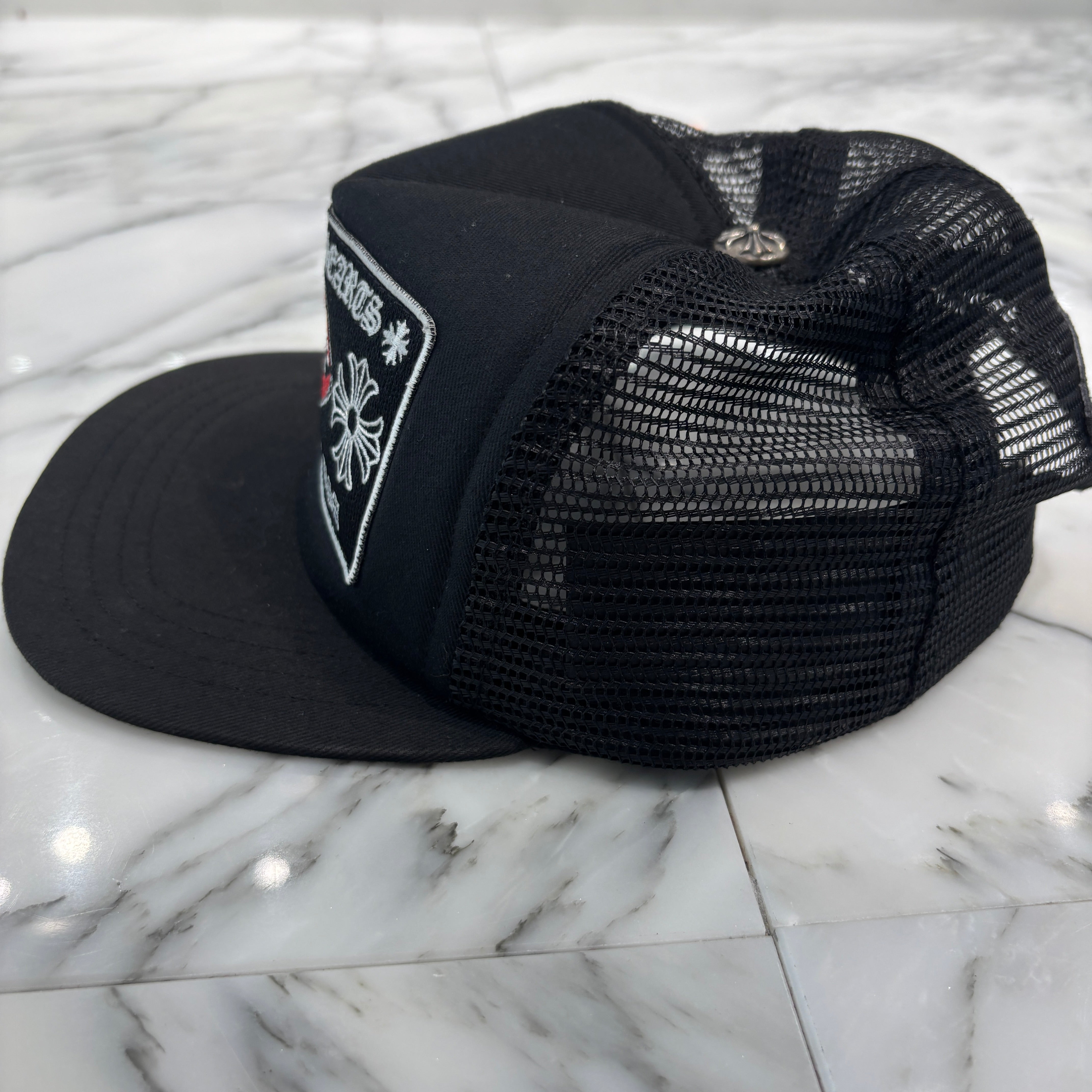 CHROME HEARTS × MATTY BOY Chomper Trucker Mesh Cap Size ONE SIZE（53-60）クロムハーツ × マッティボーイ チョンパートラッカーメッシュキャップ サイズONE SIZE（53-60）