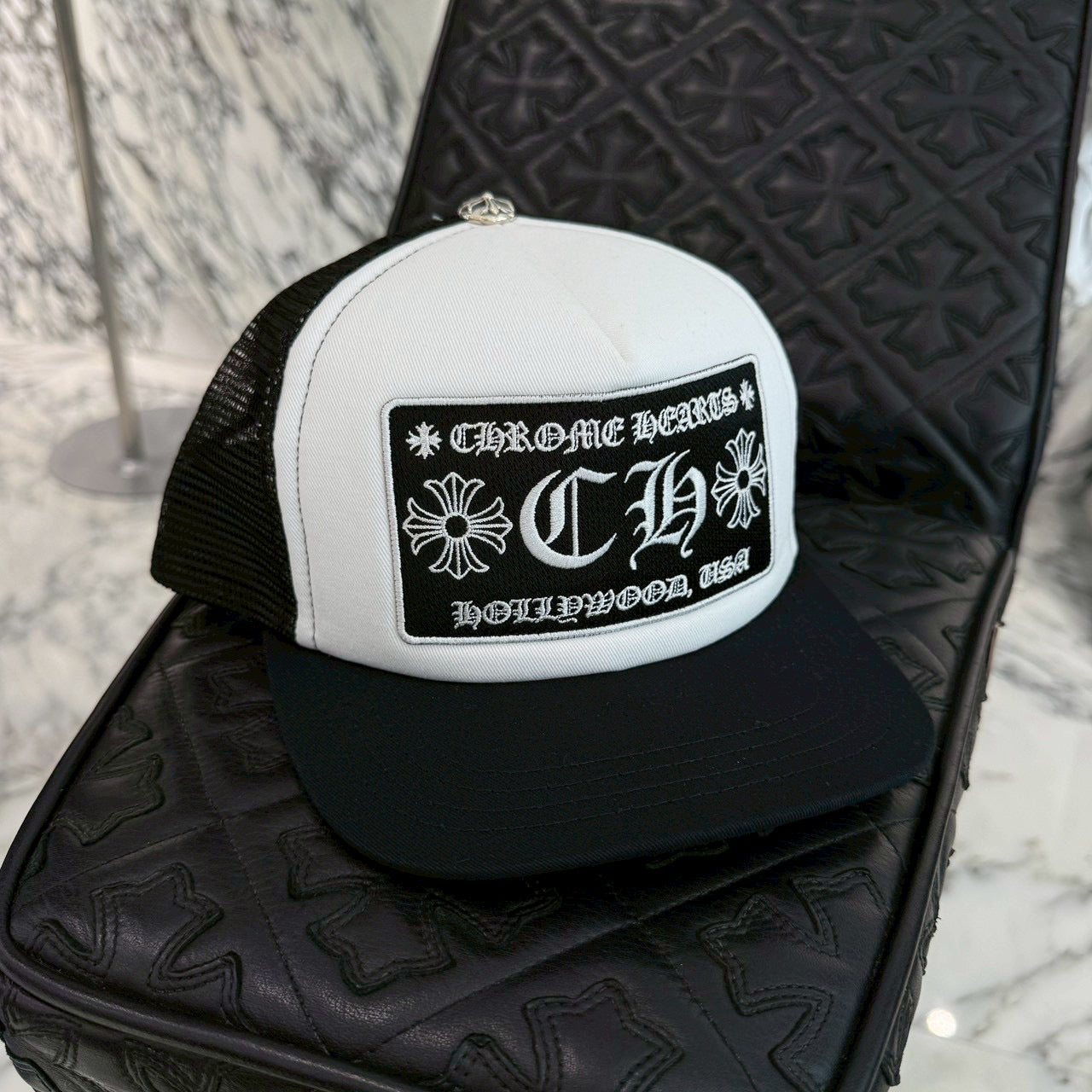 CHROME HEARTS Hollywood Limited Trucker Cap Size ONE SIZE CHROME HEARTS Hollywood Limited Trucker Cap Size ONE SIZE