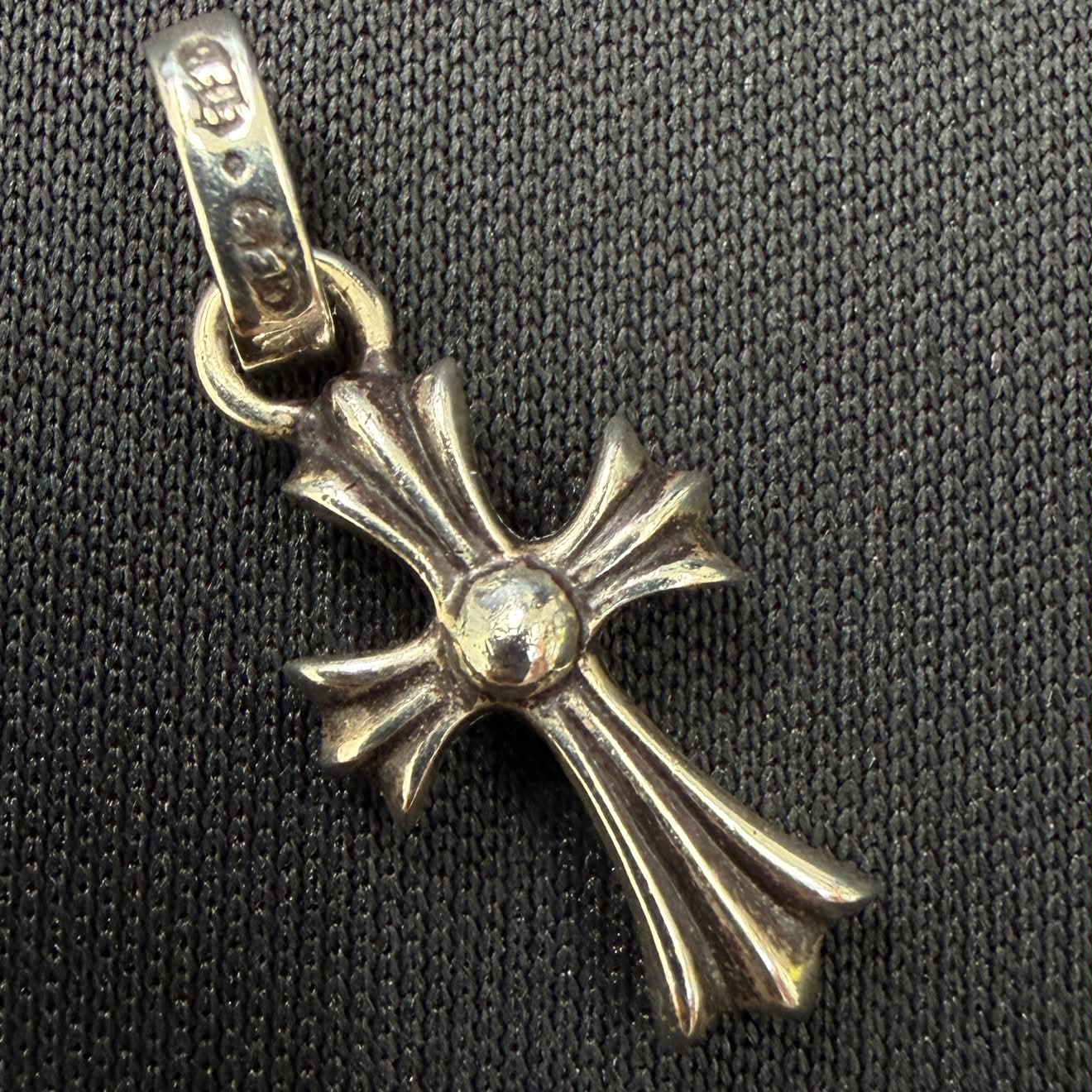 CHROME HEARTS CH Cross Baby Fat Charm Pave Diamond クロムハーツ CHクロス ベビーファット チャーム パヴェダイヤモンド