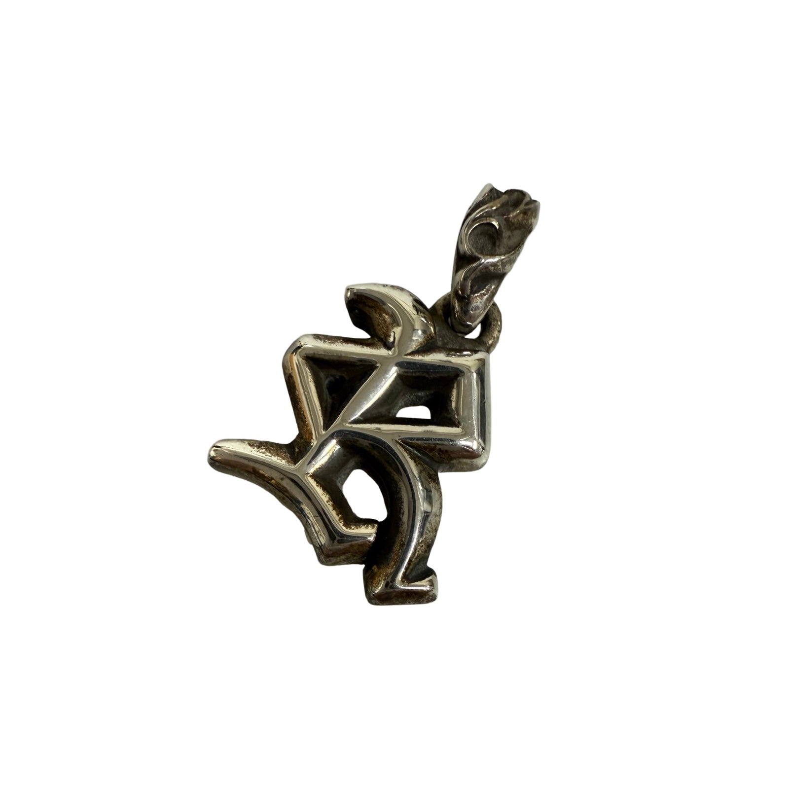 CHROME HEARTS ALPHABET "R" Charm