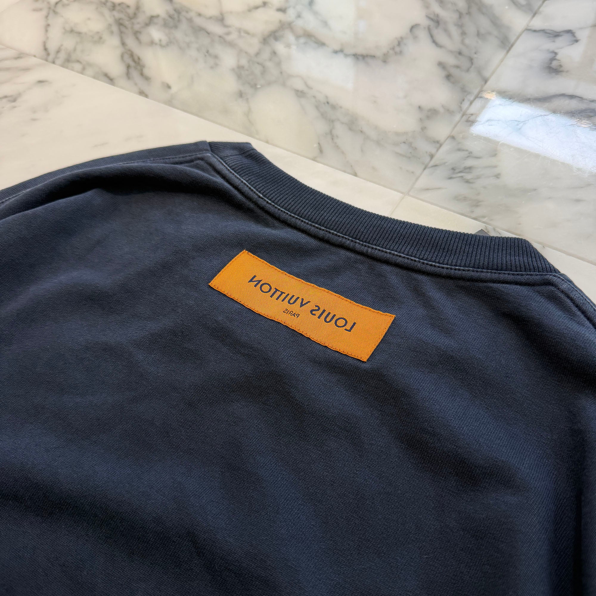 LOUIS VUITTON 2021AW Inside Out Back Neck Tag Crew Neck Long Sleeve Tee HIY46W Size S ルイヴィトン インサイドアウト バックネックタグ クルーネック ロングスリーブTシャツ サイズS