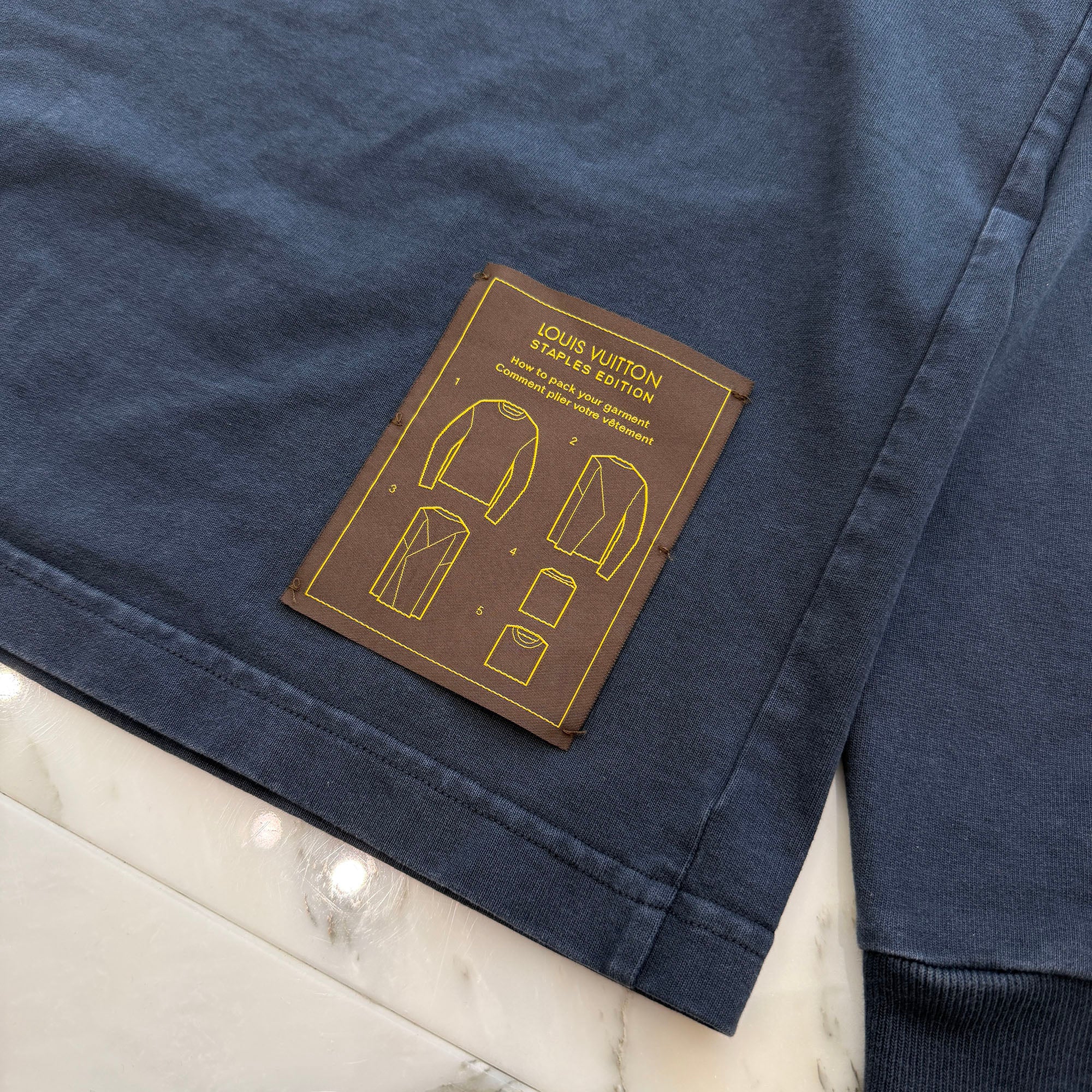 LOUIS VUITTON 2021AW Inside Out Back Neck Tag Crew Neck Long Sleeve Tee HIY46W Size S ルイヴィトン インサイドアウト バックネックタグ クルーネック ロングスリーブTシャツ サイズS